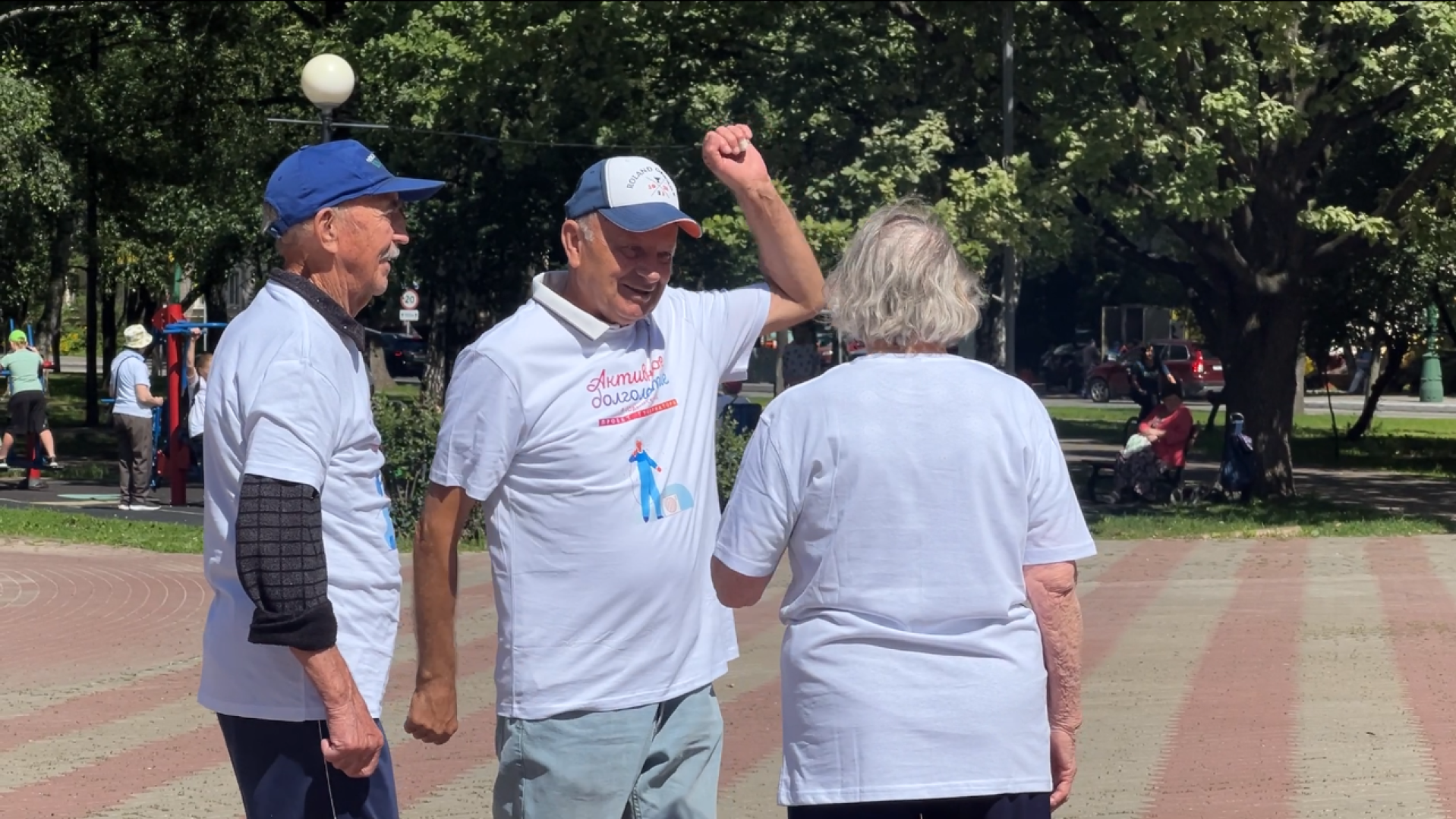 химки, спорт, активное долголетие, зарядка долголетов,