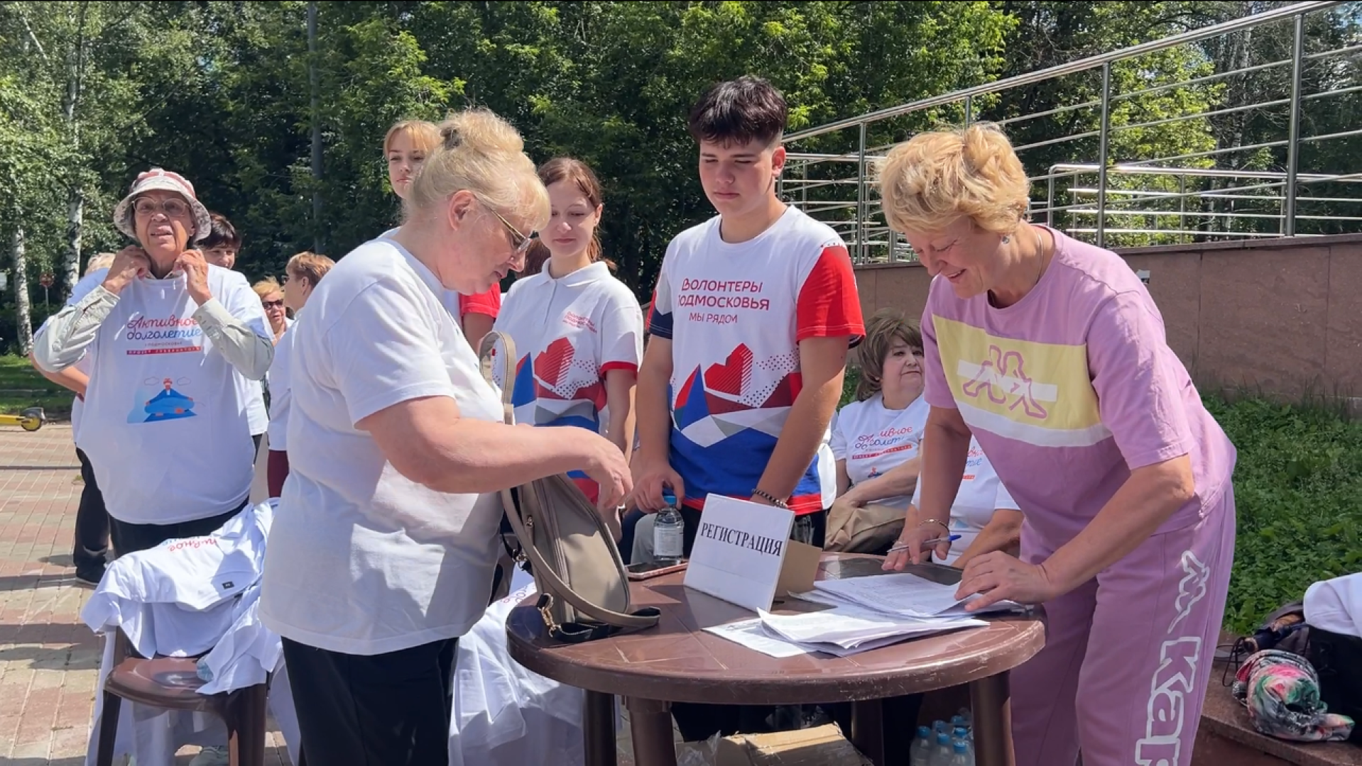 химки, спорт, активное долголетие, зарядка долголетов,