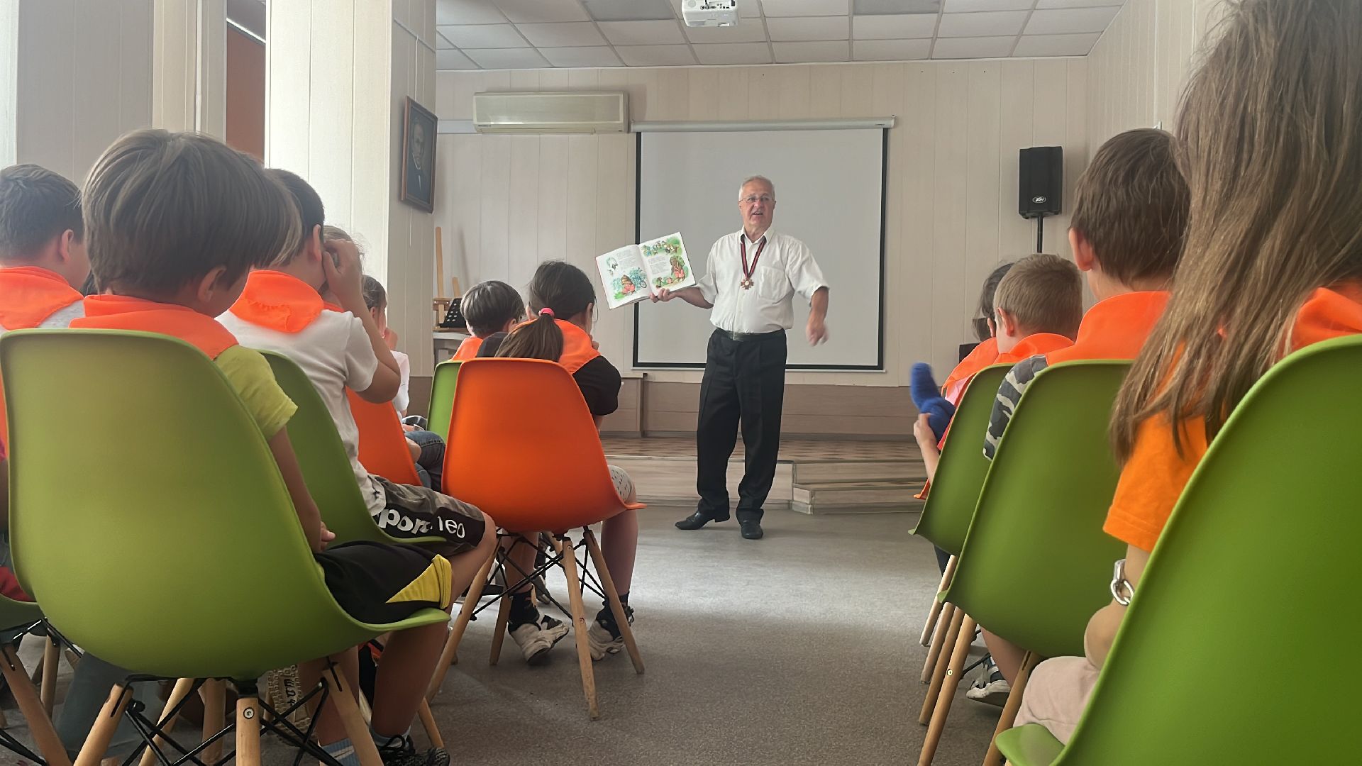 дети, школьники, писатель, поэт, детский писатель, сказки,