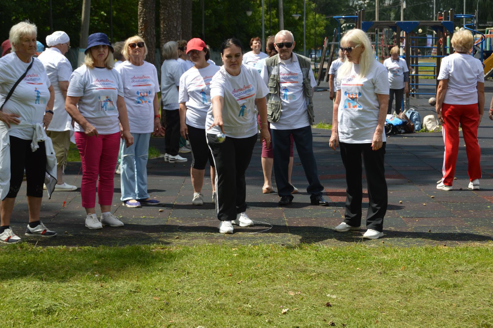 шатура, зарядка долголетия, активное долголетие, зарядка в парке, мастер спорта ссср по самбо,