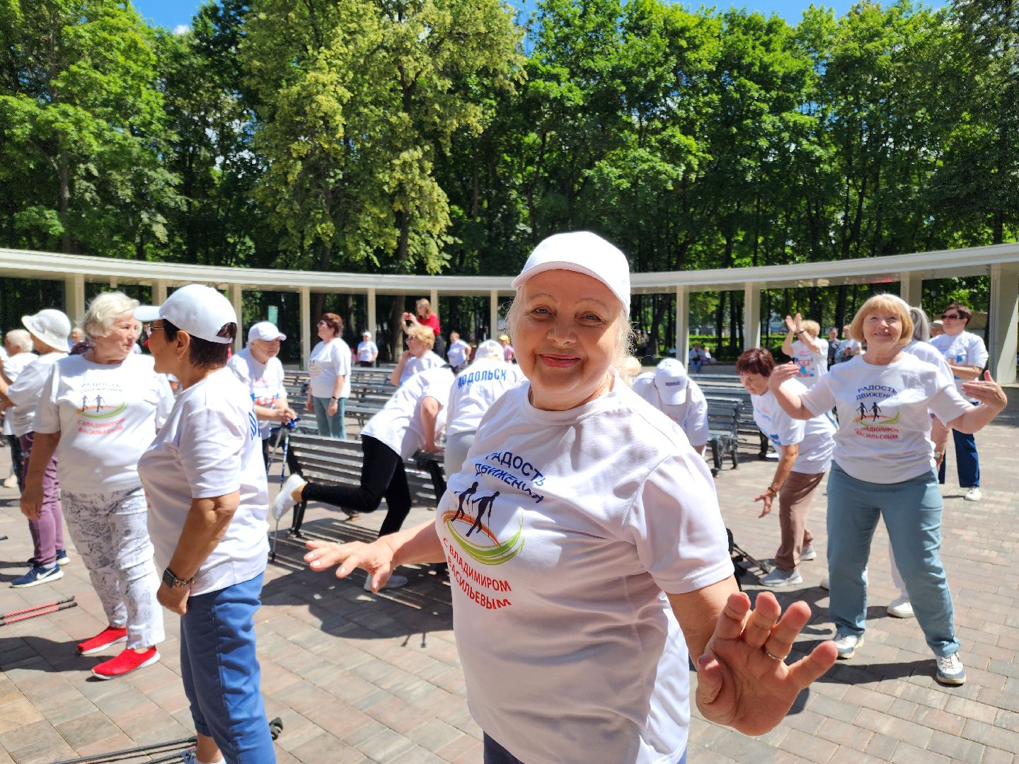 активное долголети, зарядка долголетов, Подольск, Олимпийская чемпионка,