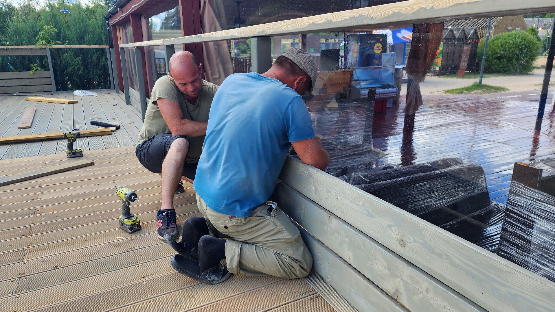 Солнечногорск, озеро сенеж, туризм, бассейн, пляжная зона,