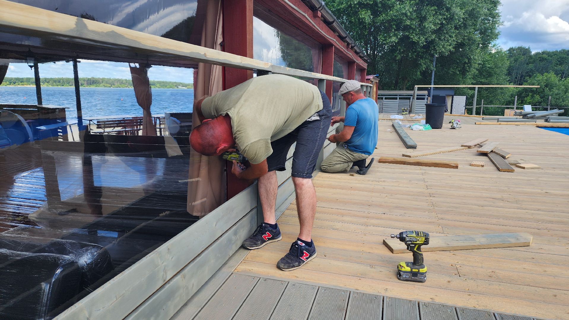 Солнечногорск, озеро сенеж, туризм, бассейн, пляжная зона,