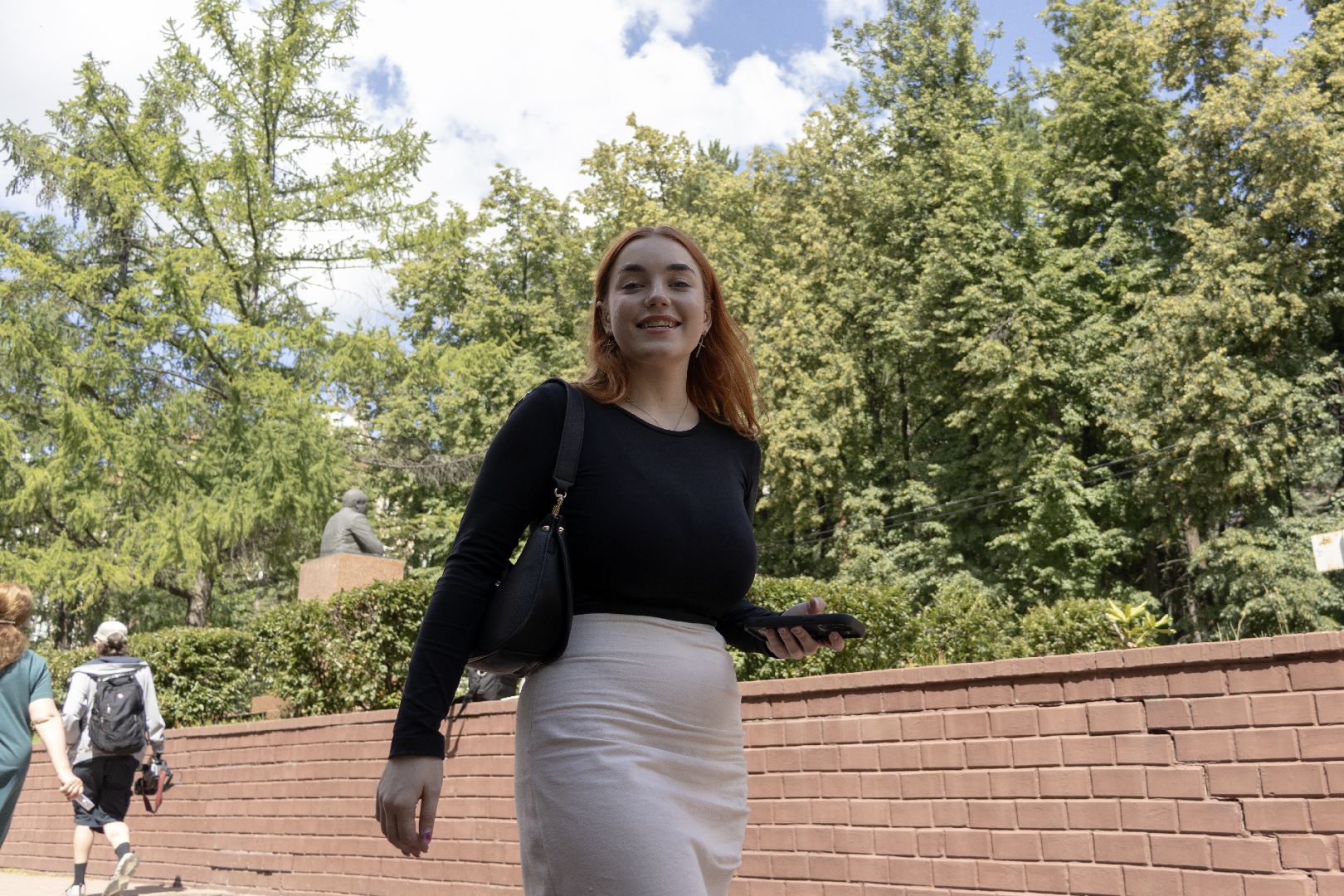 Юлия Матвеева, андроник пак, Дзержинский, сертификат на жилье,