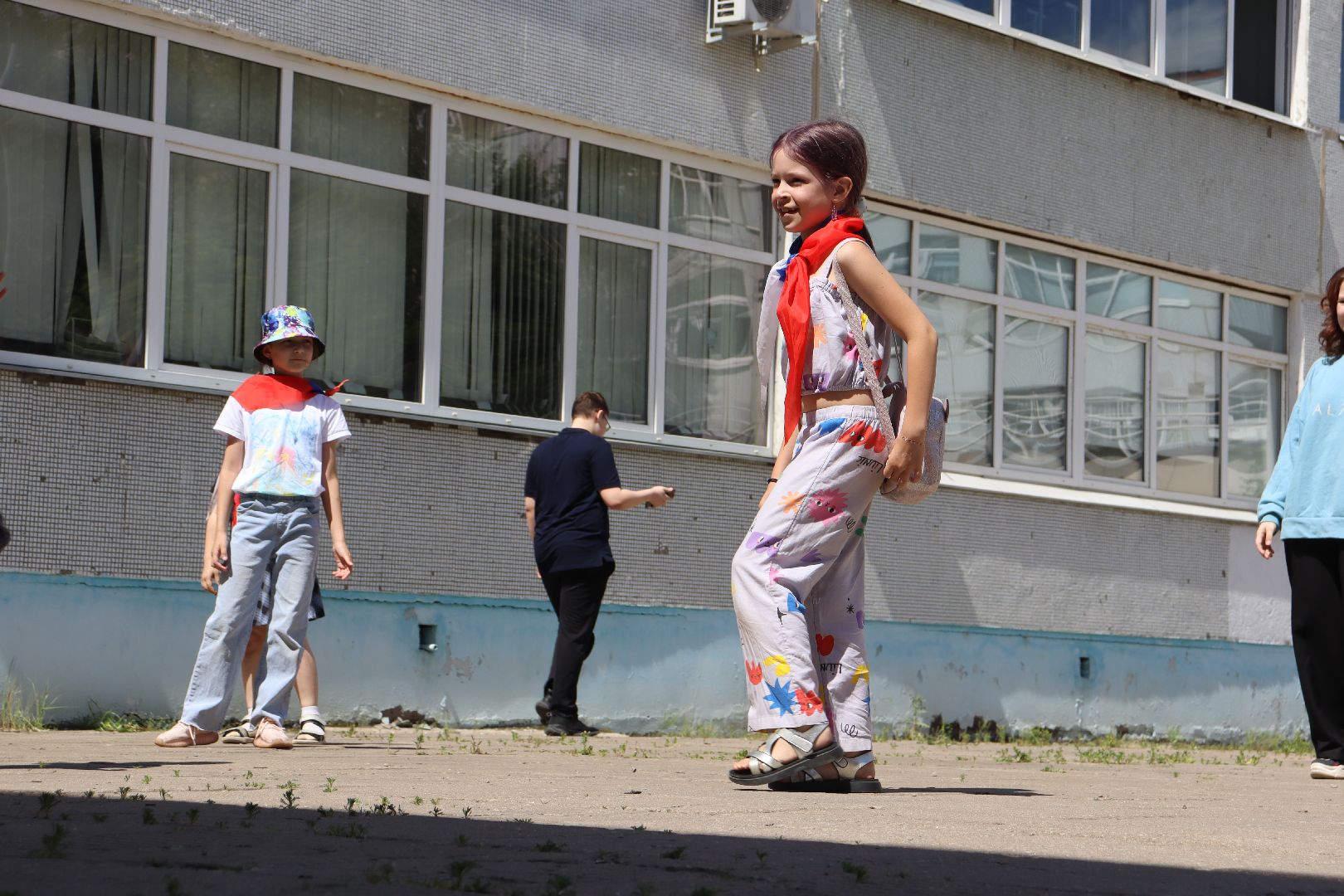 Ольга Мохова, андроник пак, лагерь литвиново, дзержинский, дети, питание,