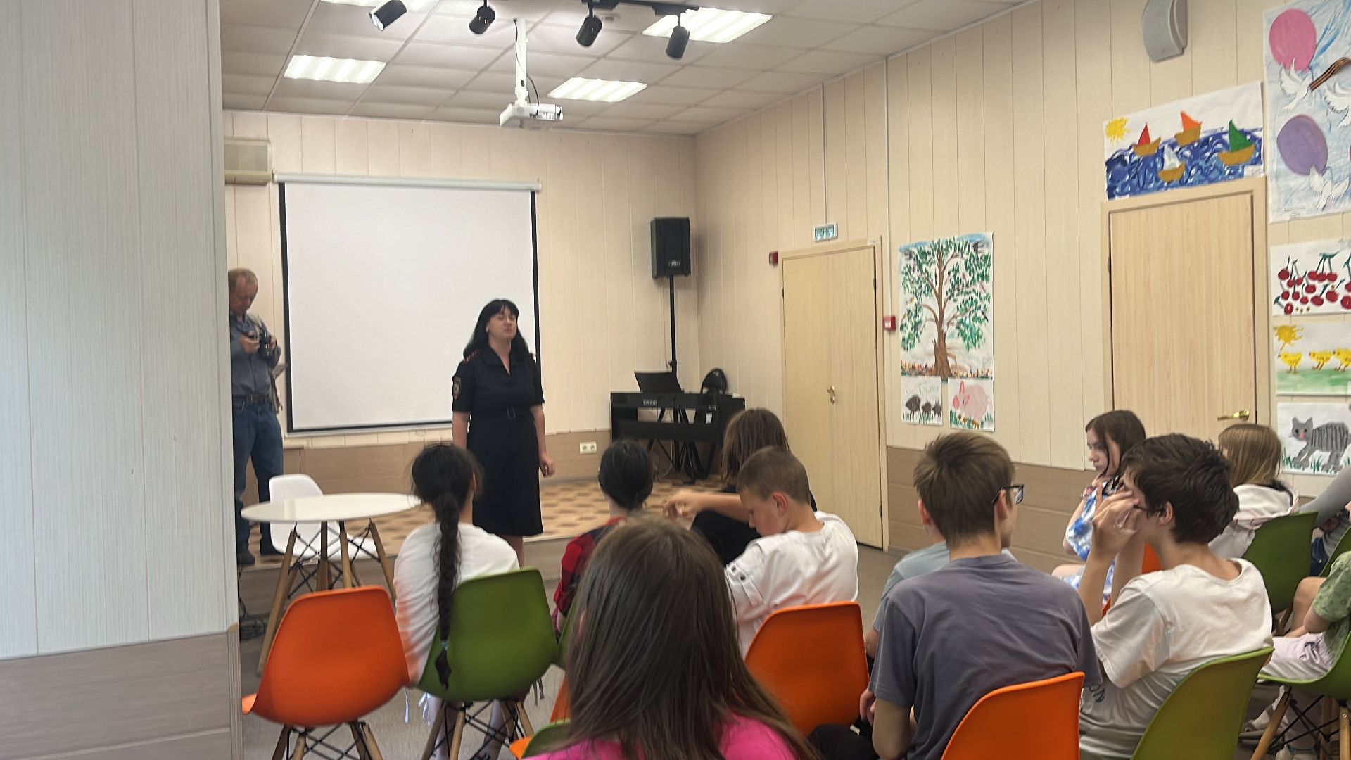 дети, школьники, гибдд, инспектор гибдд, беседа, урок, пдд, правила дорожного движения,