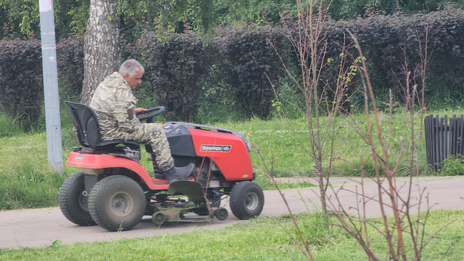 долгопрудный, покос травы, парк на молодежной, парк мысово, Медиапикник,