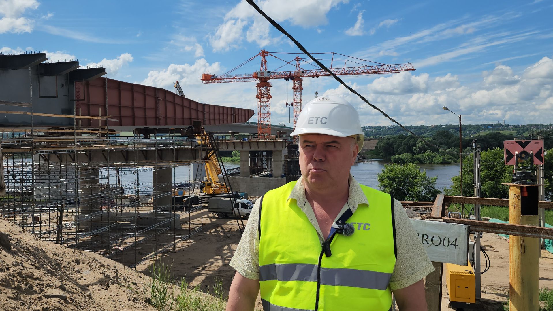 серпухов, мост через Оку, строительство моста, трасса М2, мост имени подольских курсантов, надвижка пролета,