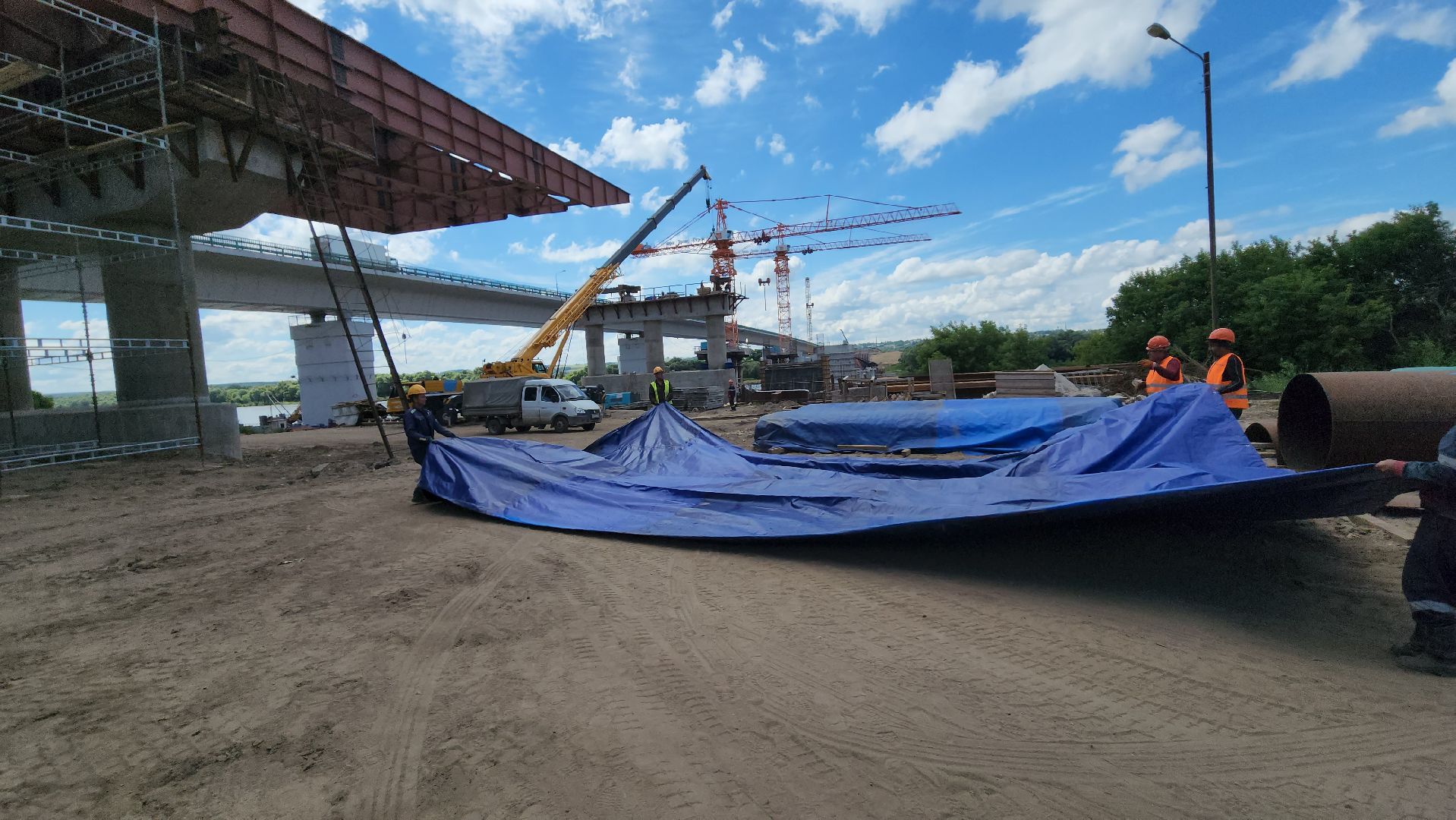 серпухов, мост через Оку, строительство моста, трасса М2, мост имени подольских курсантов, надвижка пролета,