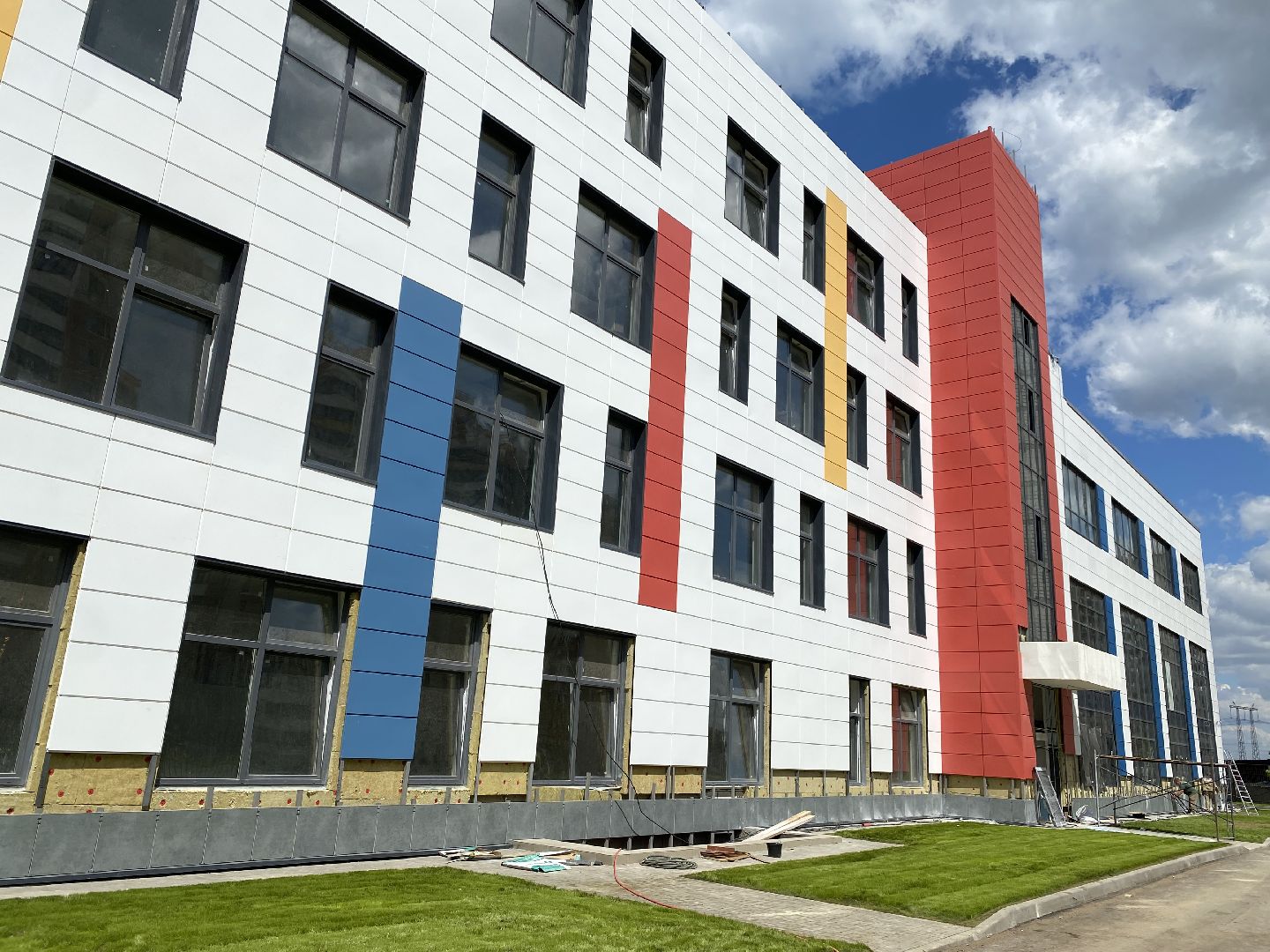 жк домодедово парк, Новая школа, Строительство школы, программа губернатора, Зеленая зона, подмосковье, готовность к открытию 1 сентября, Школа,