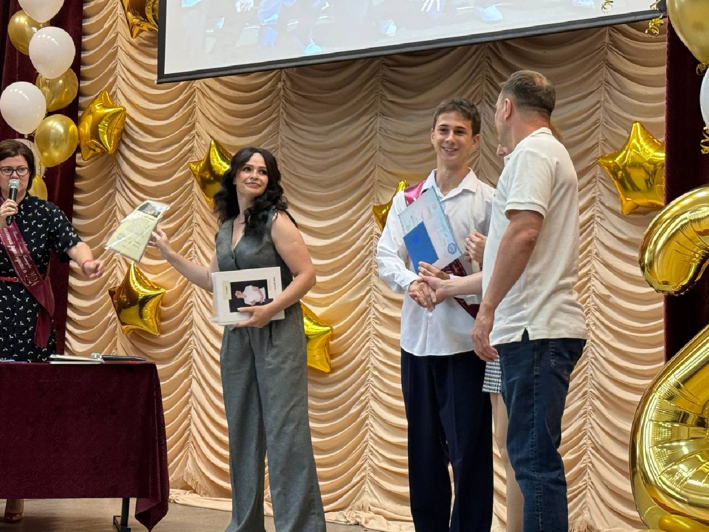 выпускники, школа, городской округ восход, директор,