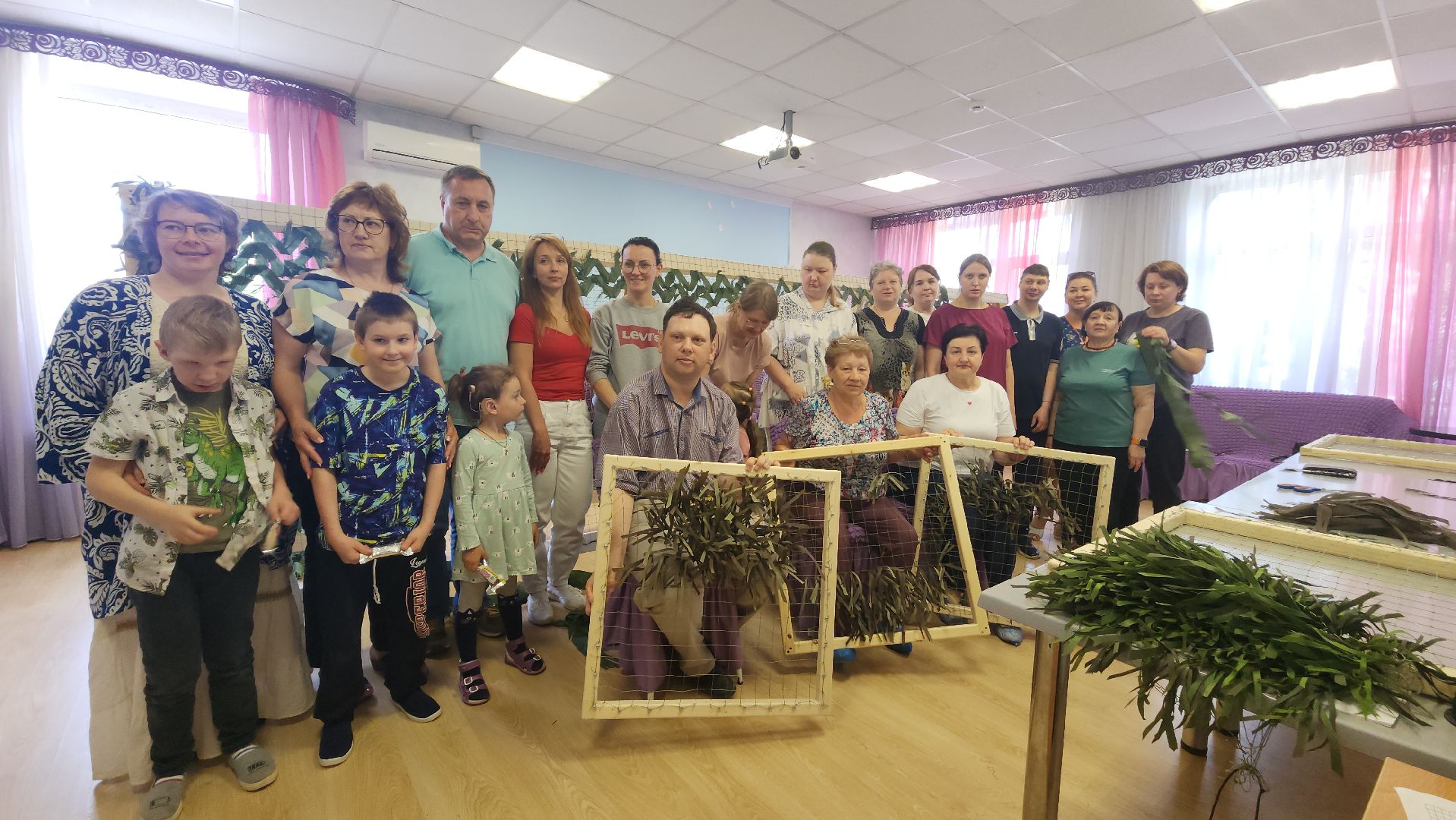 ивантеевка, маскировочные сети, сво, волонтерское движение, помощь сво, дети с овз, инвалиды, социальная адаптация,