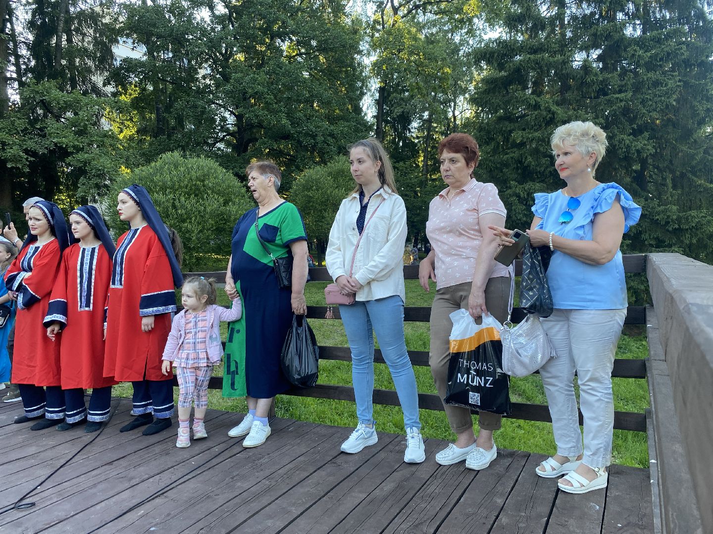 День молодежи во Власихе, праздник молодежи, верхнее озеро во власихе, академия творчества, красная звезда рвсн,