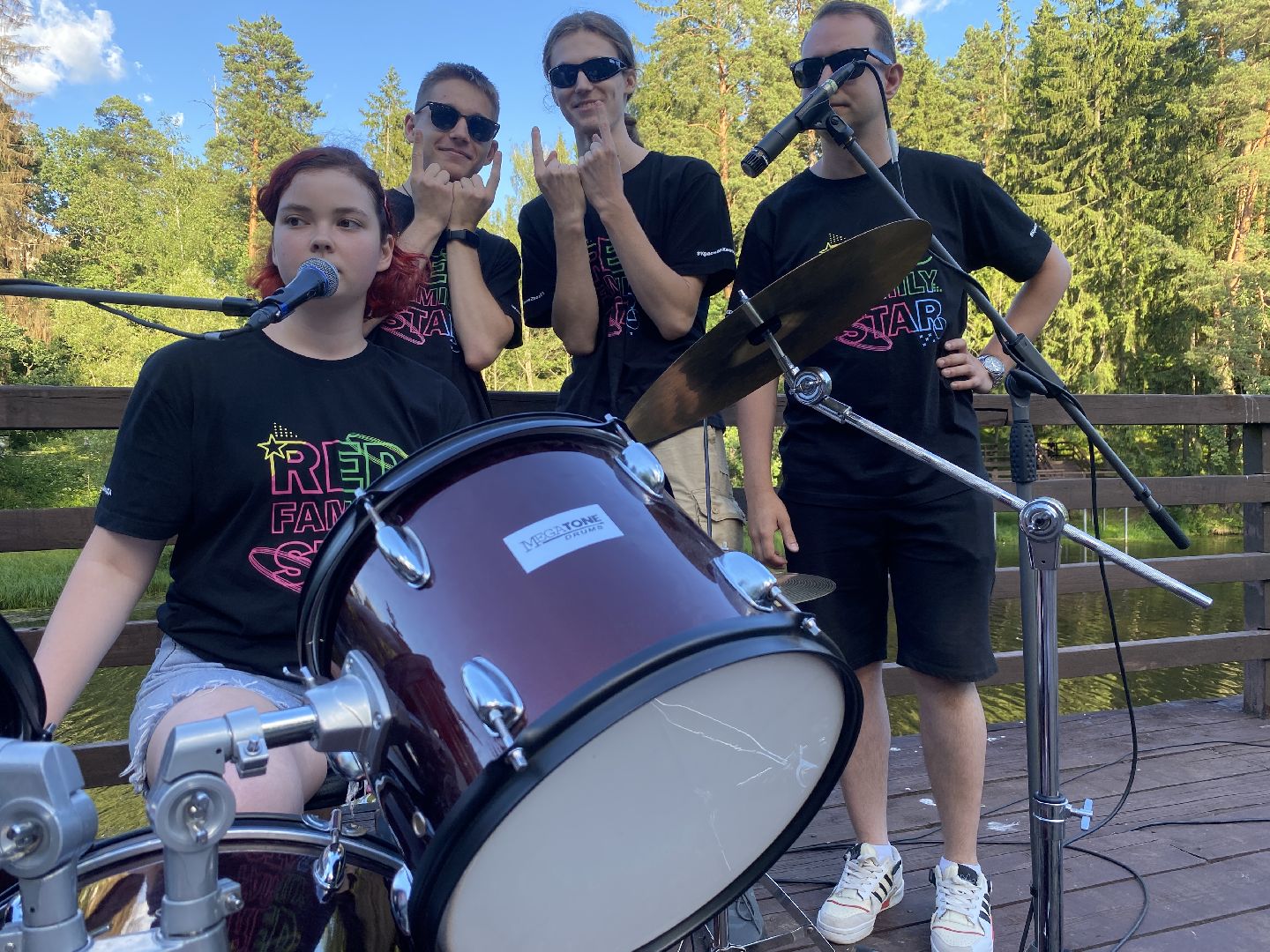 День молодежи во Власихе, праздник молодежи, верхнее озеро во власихе, академия творчества, красная звезда рвсн,