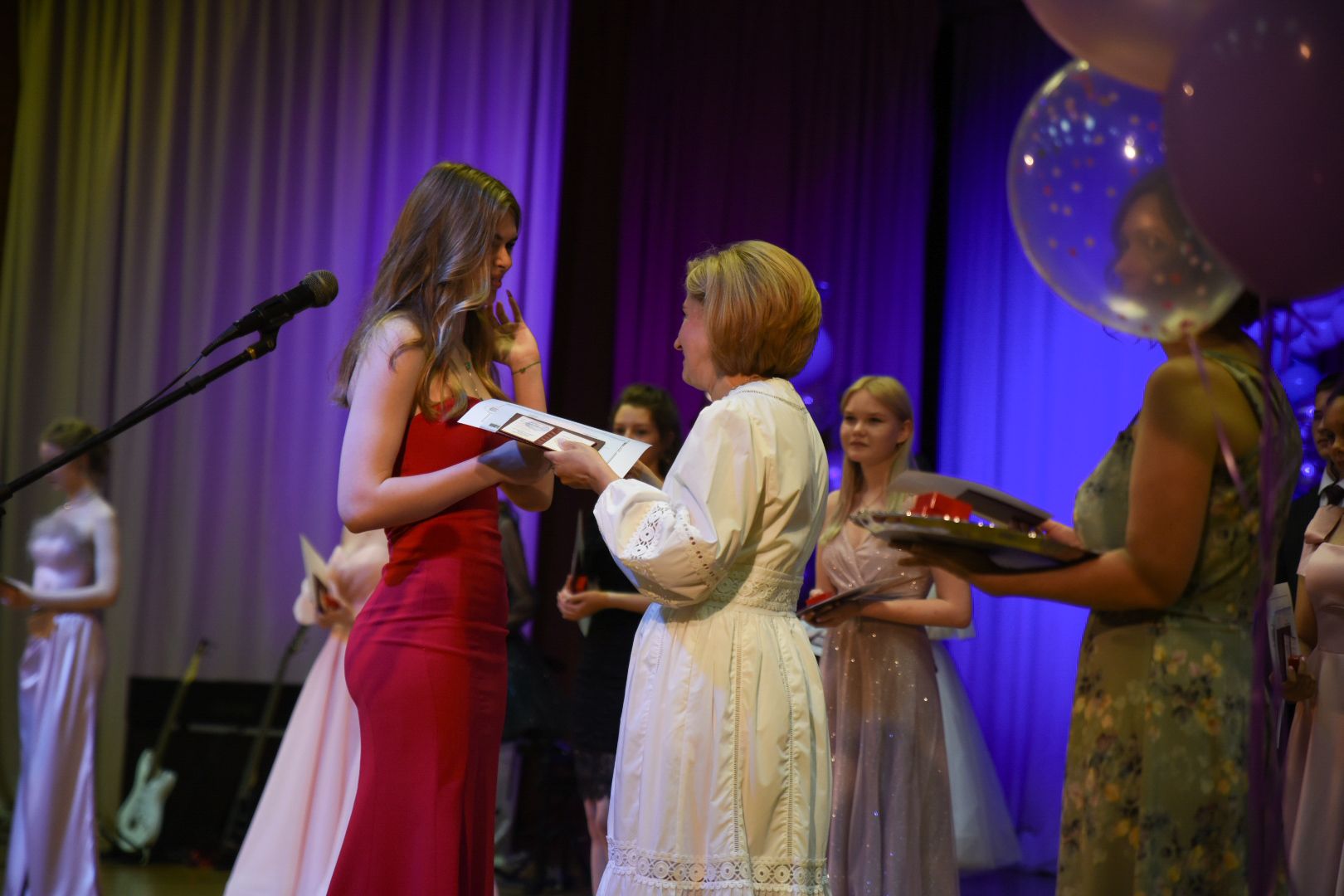 Бронницы, Выпускной в гимназии, Гимназия имени Пушкина, Выпуск 2024 Бронницы,