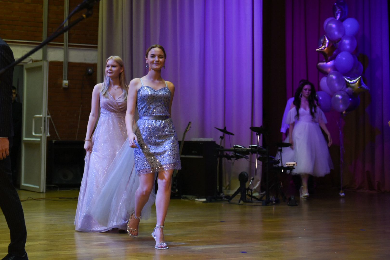 Бронницы, Выпускной в гимназии, Гимназия имени Пушкина, Выпуск 2024 Бронницы,