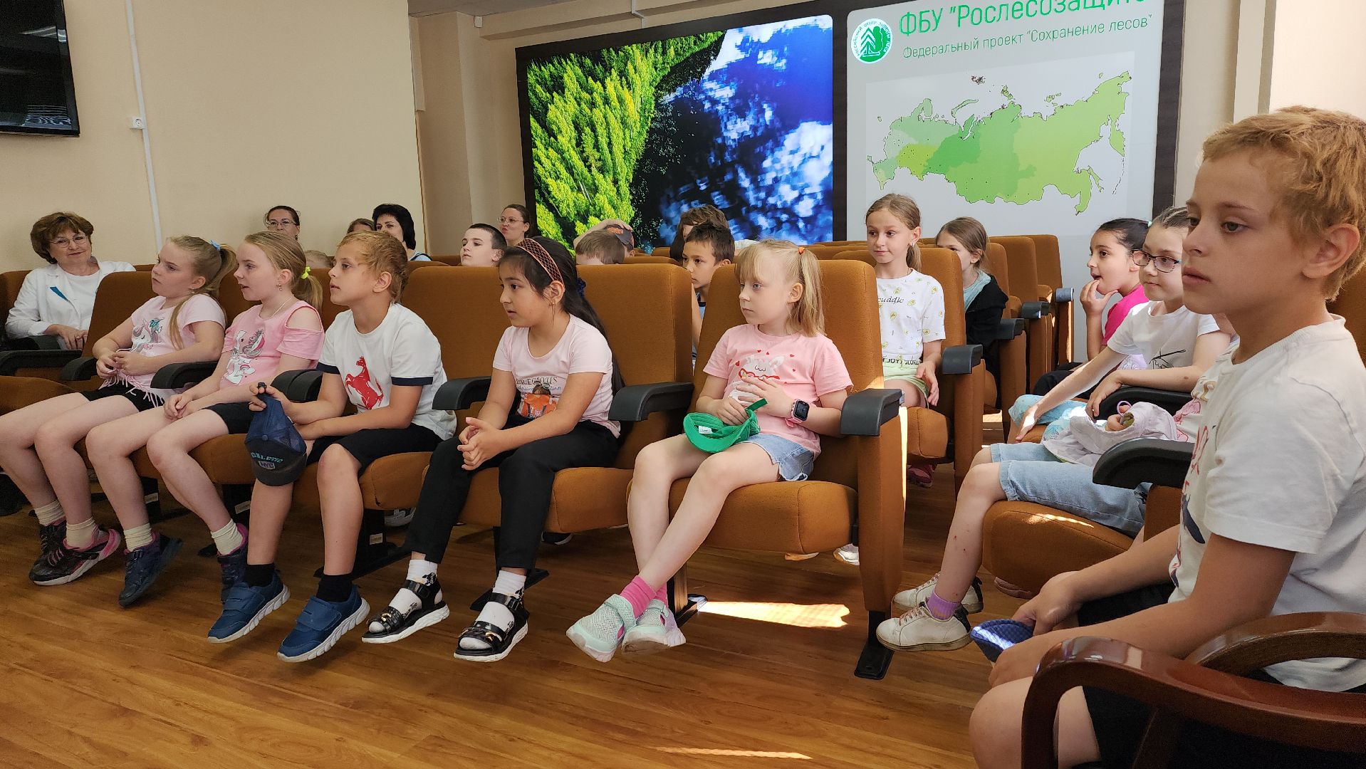 пушкино, защита природы, лес, лесная охрана, детский лагерь, школьники, экскурсия для школьников,