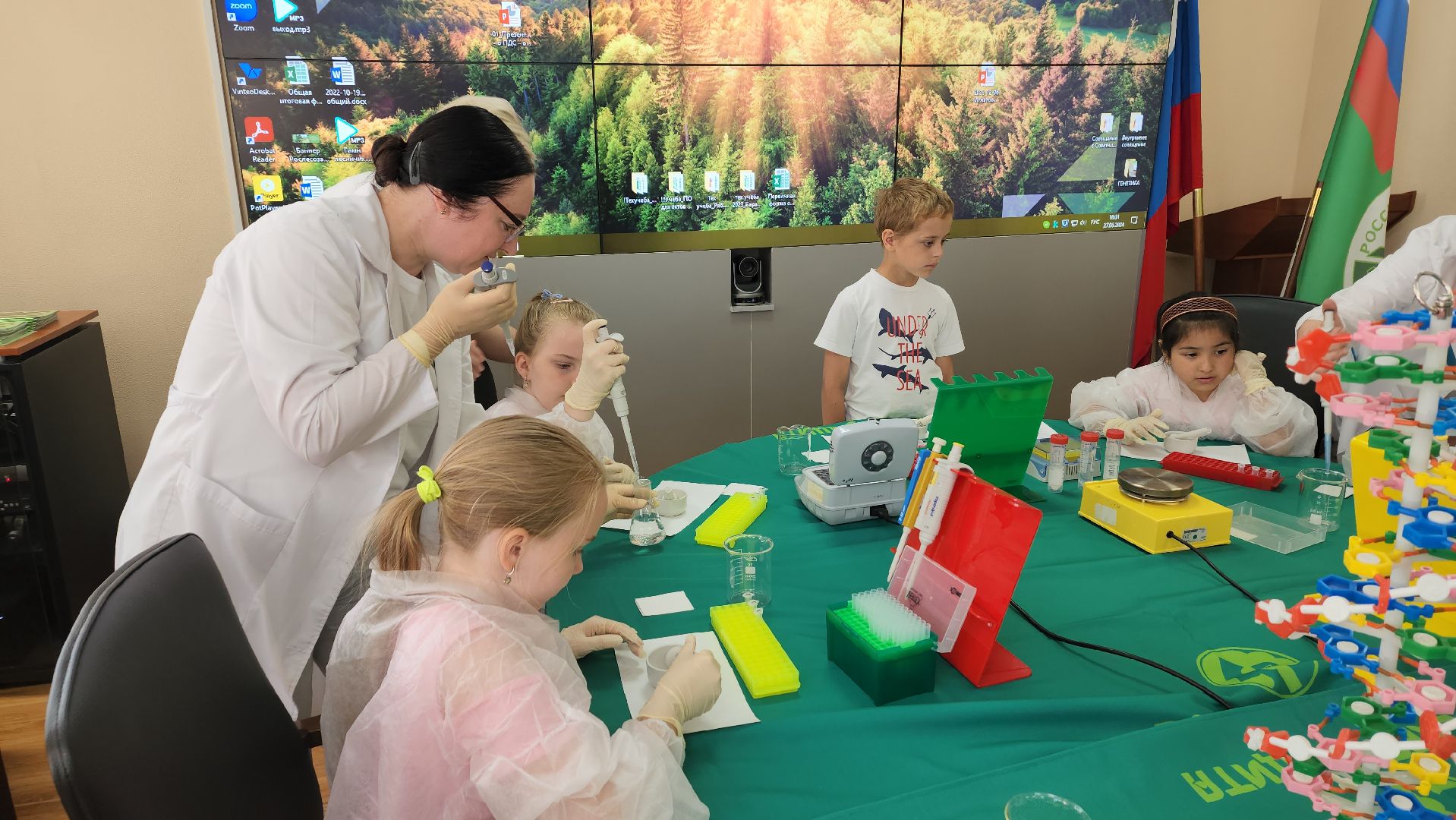 пушкино, защита природы, лес, лесная охрана, детский лагерь, школьники, экскурсия для школьников,