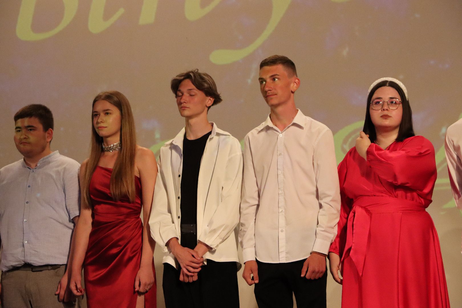 лотошино, микулино, микулинская гимназия, образование, выпускники 2024, выпускной 2024,