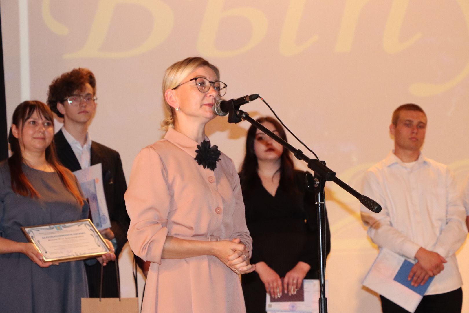 лотошино, микулино, микулинская гимназия, образование, выпускники 2024, выпускной 2024,