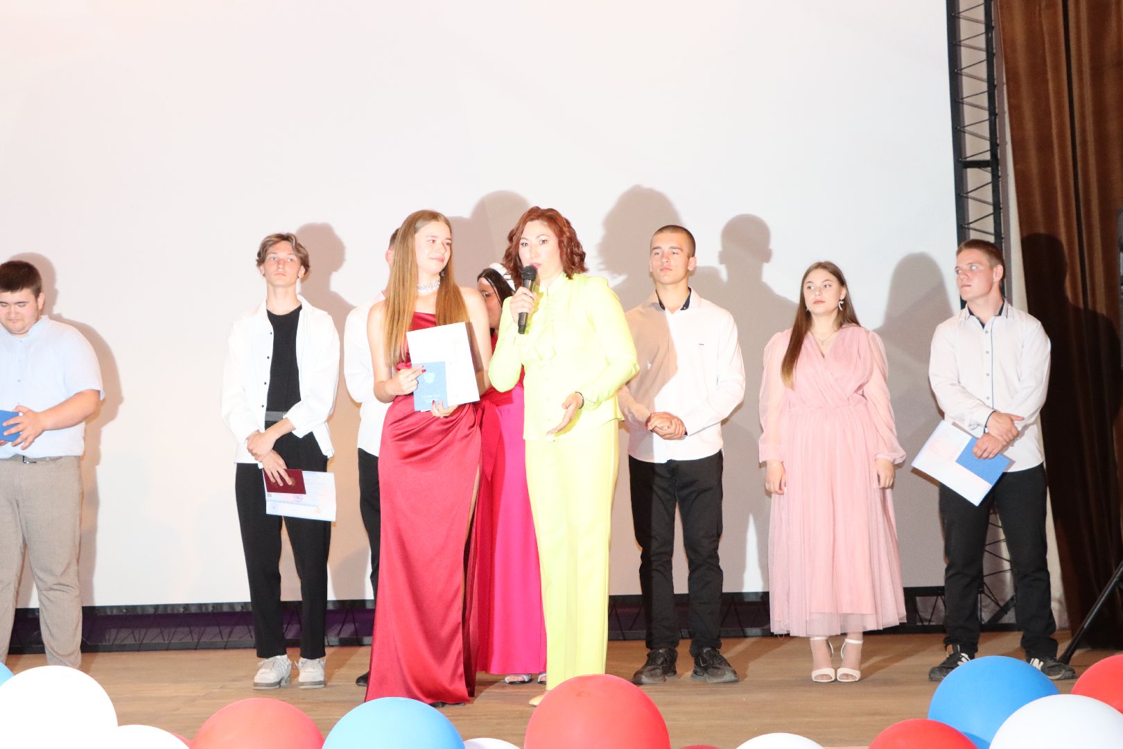 лотошино, микулино, микулинская гимназия, образование, выпускники 2024, выпускной 2024,