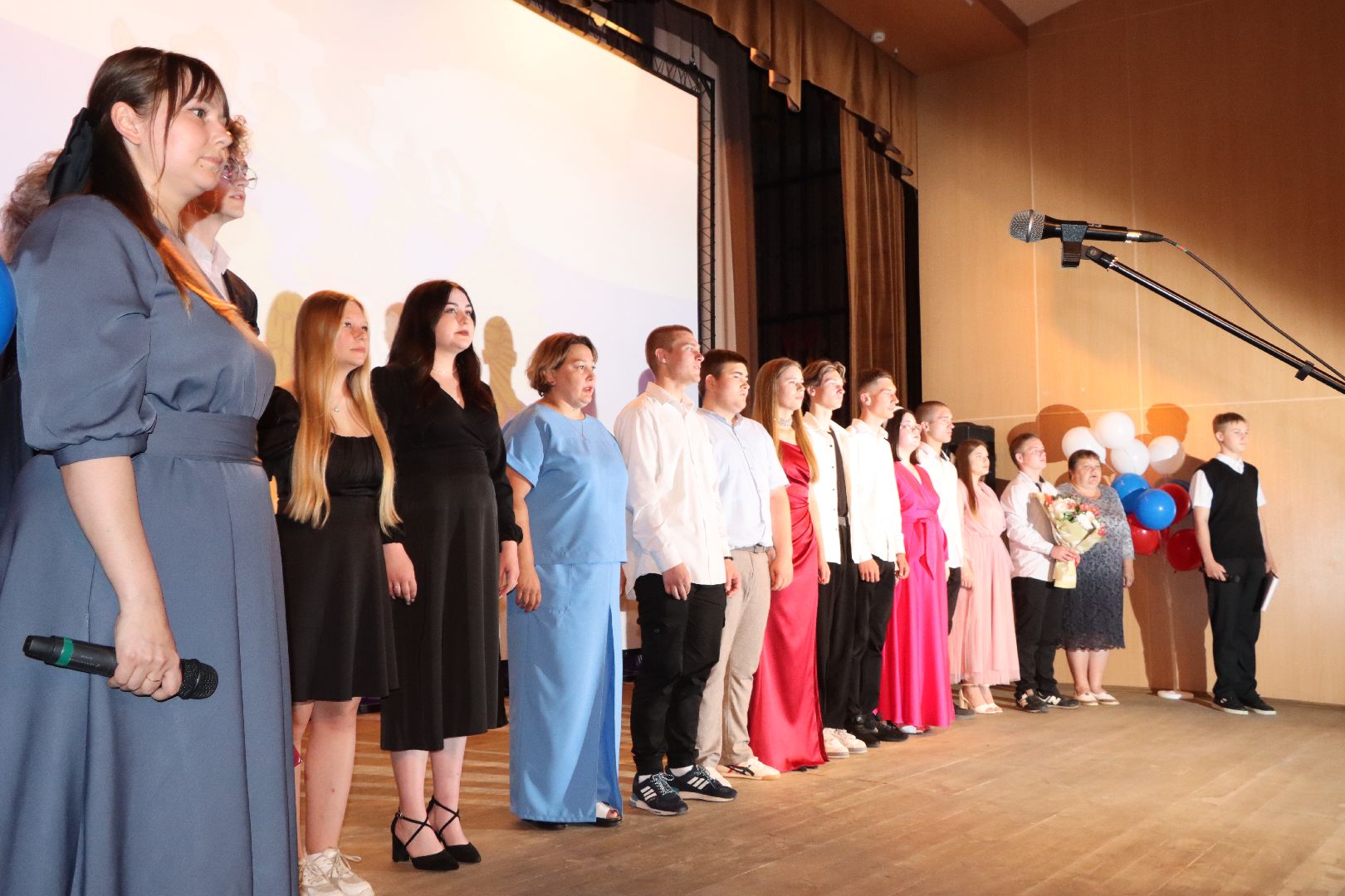 лотошино, микулино, микулинская гимназия, образование, выпускники 2024, выпускной 2024,