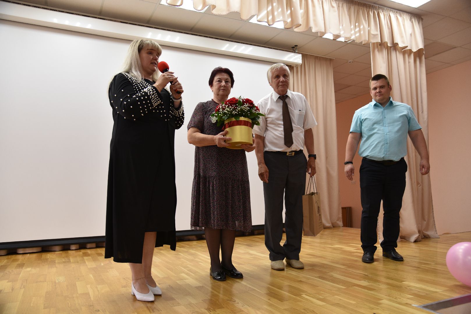 лотошино, лотошинская школа 2, выпускники, выпускник 2024, выпускной 2024, образование,