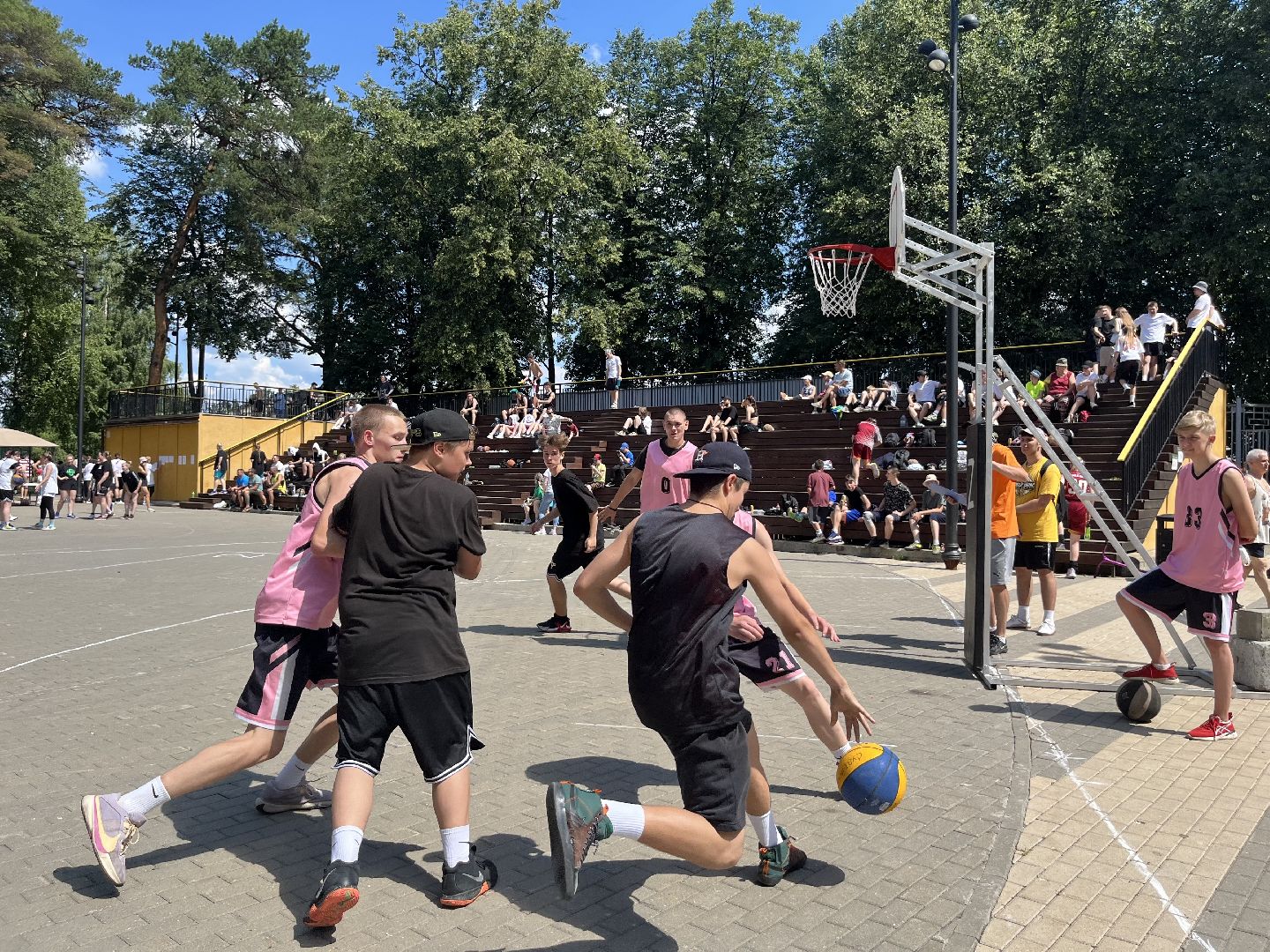 наро-фоминск, день молодежи, центральный парк наро-фоминска, стритбол, молодежный центр наро-фоминск,