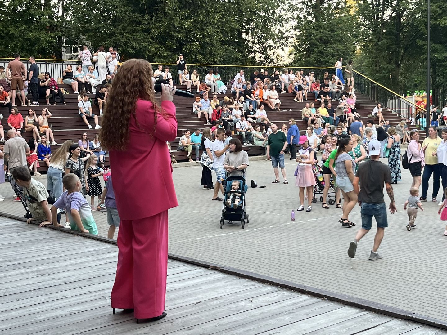 наро-фоминск, день молодежи, центральный парк наро-фоминска, стритбол, молодежный центр наро-фоминск,