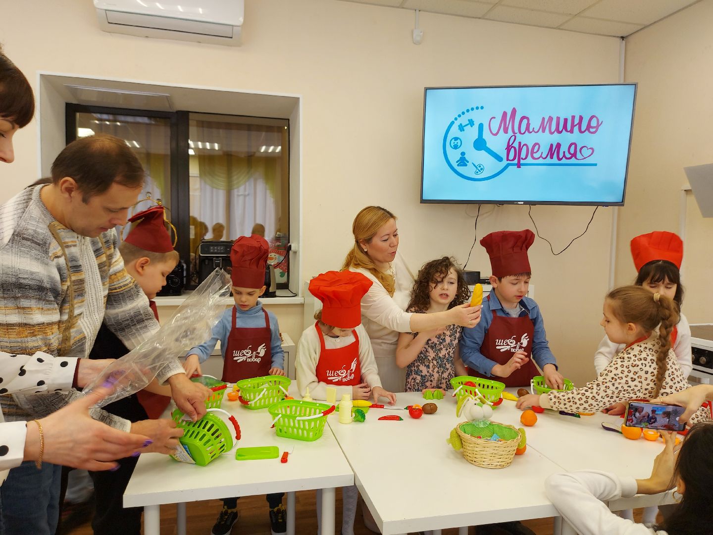 помощь, благотворительность