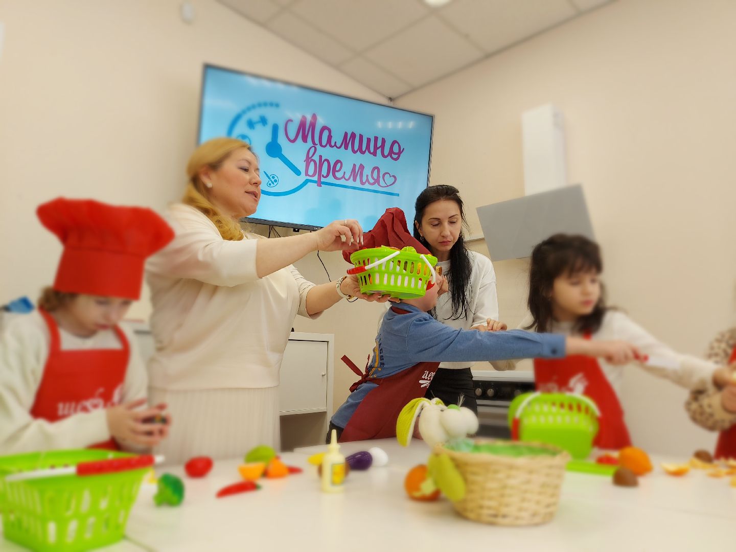 помощь, благотворительность