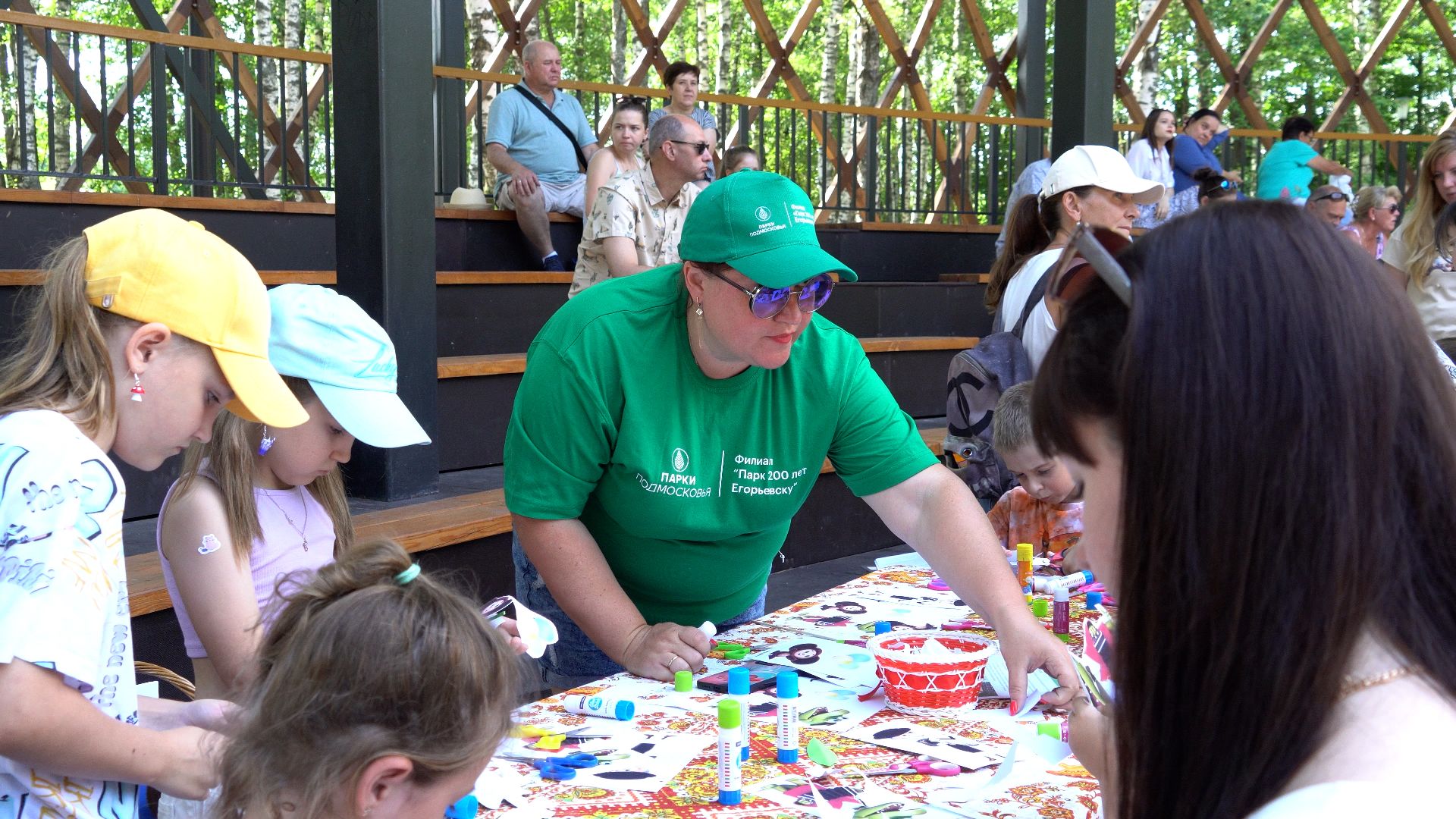 егорьевск, парк, 200 лет егорьевску, молодежь, игры, чебурашка, спорт, танцы, дети,