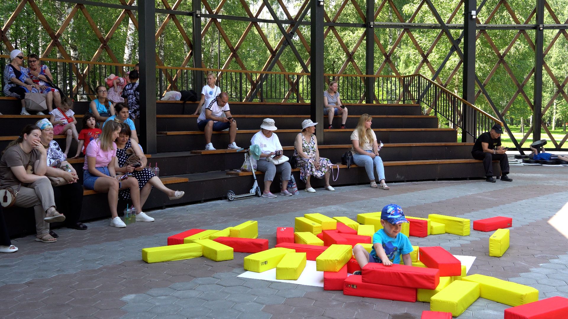 егорьевск, парк, 200 лет егорьевску, молодежь, игры, чебурашка, спорт, танцы, дети,