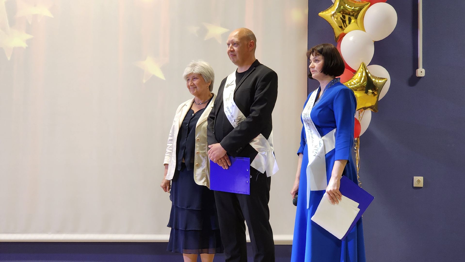 выпускной 2024, вручение аттестатов, поздравление,