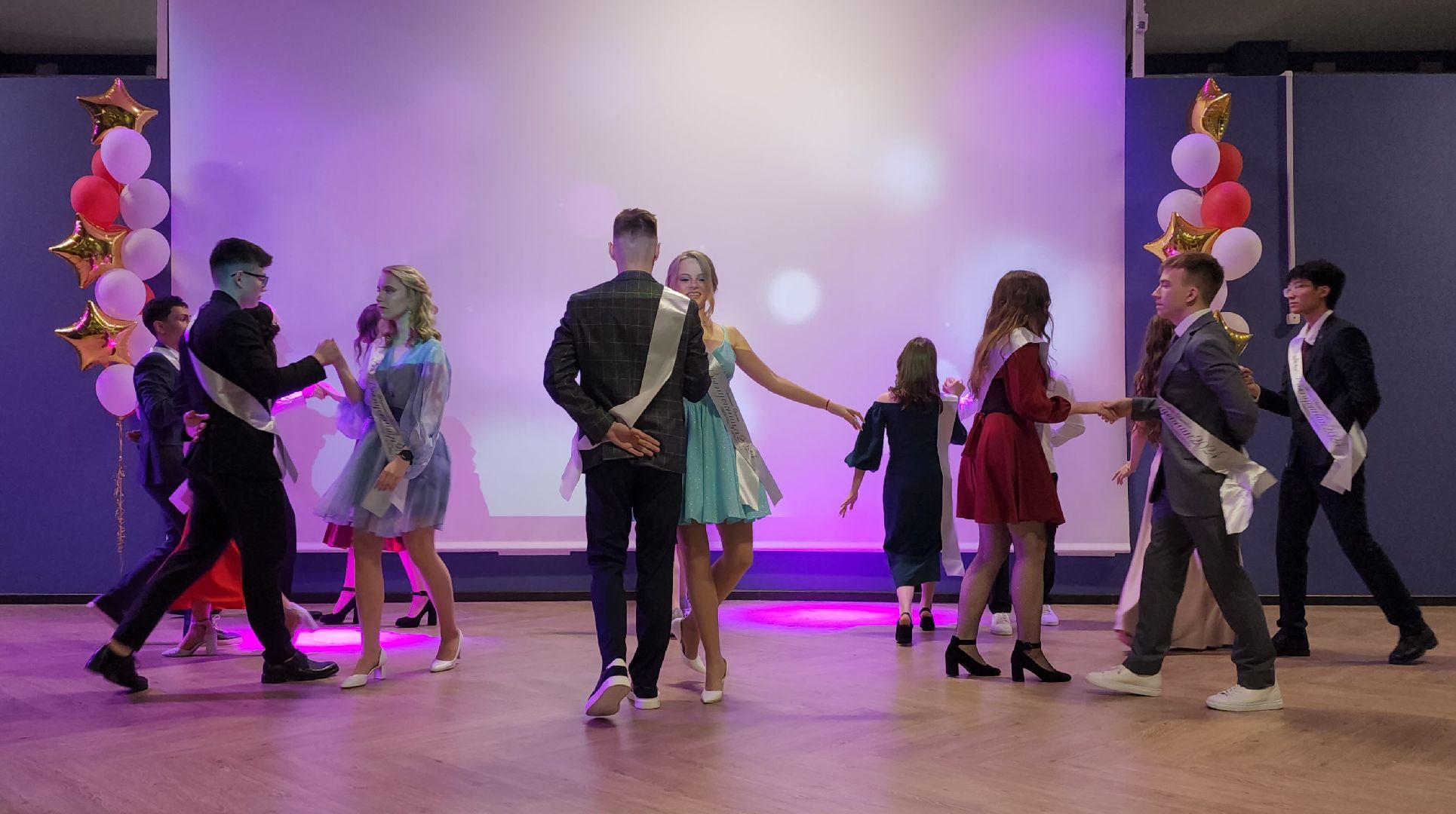 выпускной 2024, вручение аттестатов, поздравление,