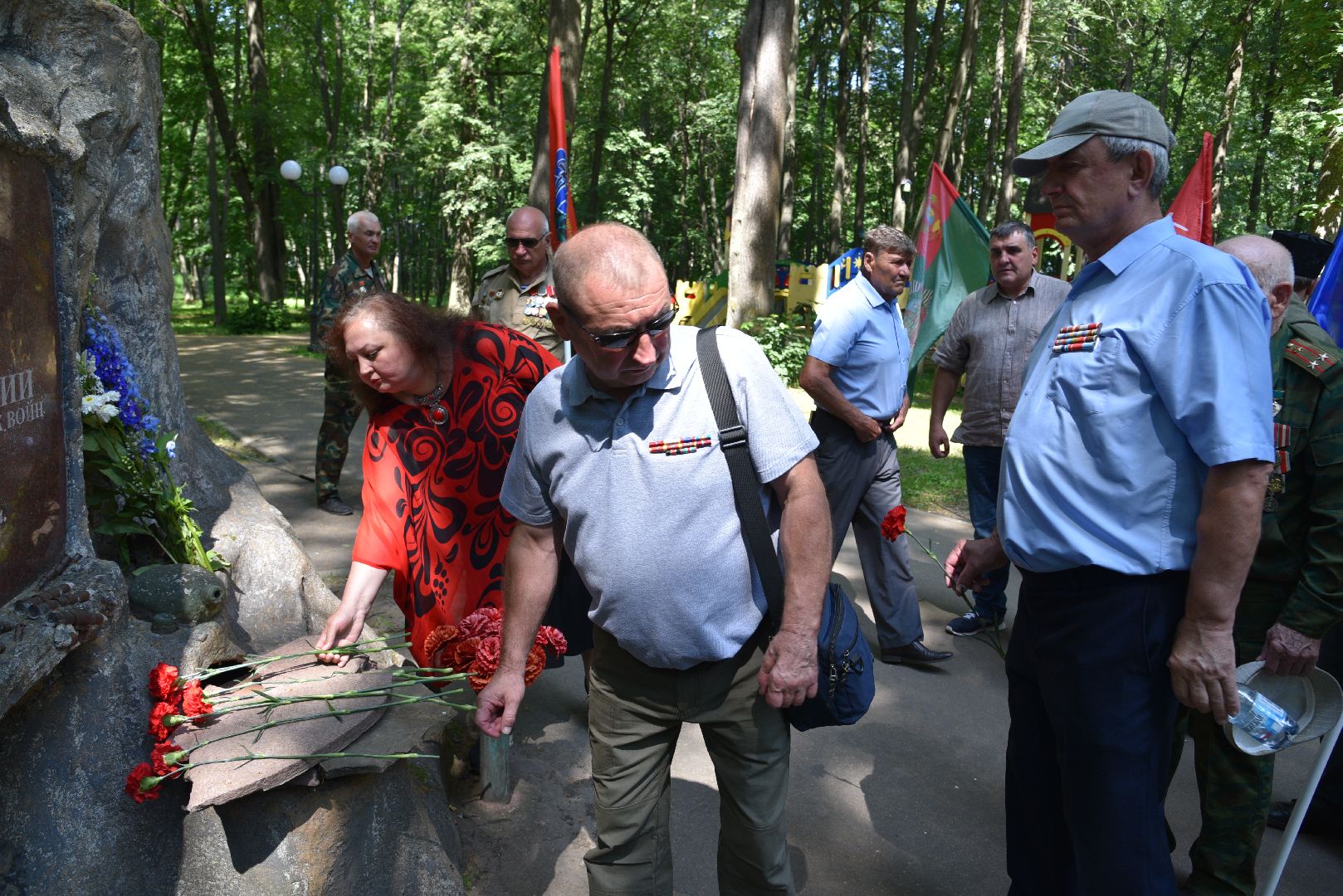 лотошино, лотошинский парк, день ветеранов боевых действий, парки подмосковья, боевое братство,