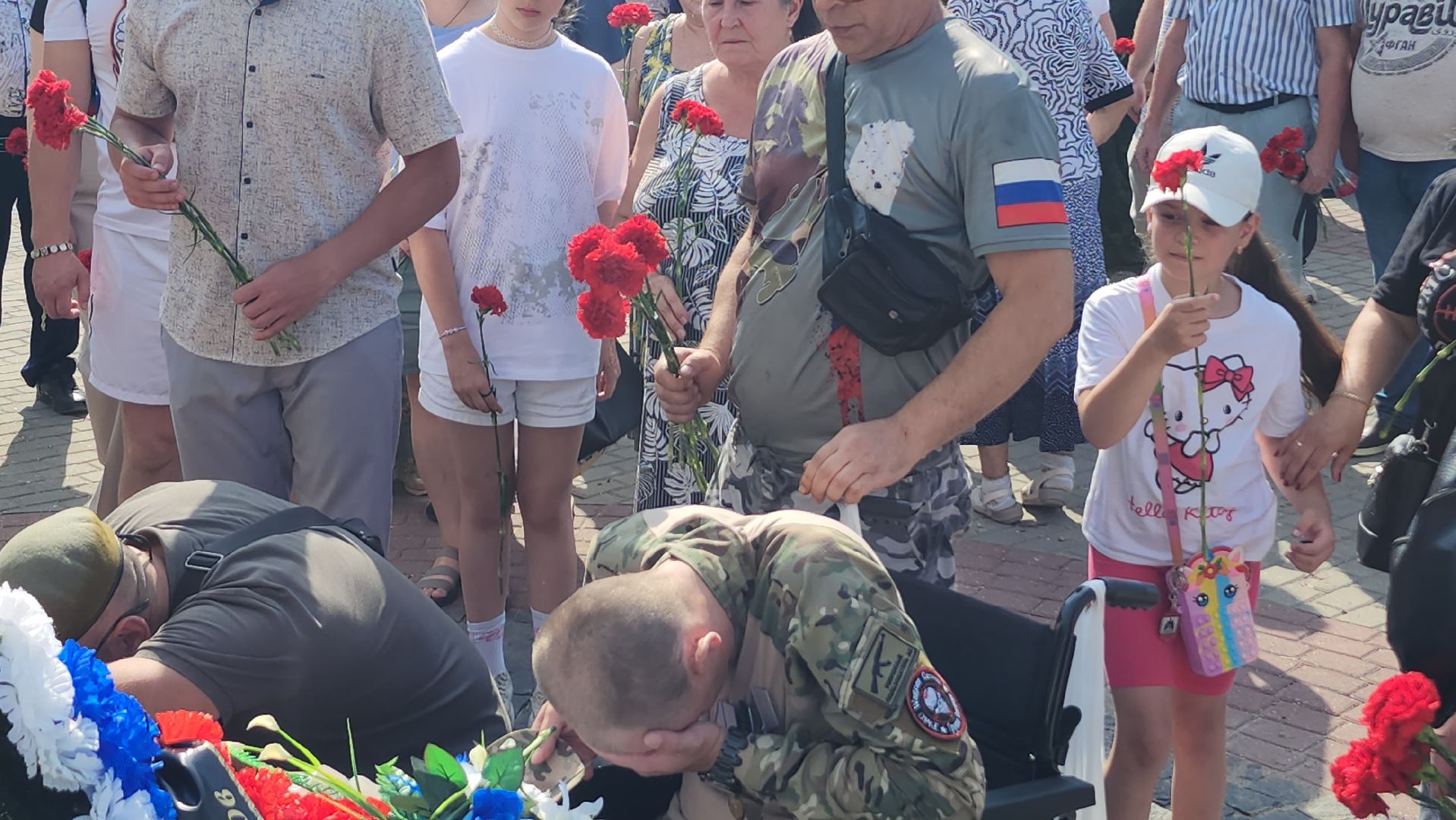 серпухов, площадь звездная, черный тюльпан, день ветеранов боевых действий, торжественный митинг,