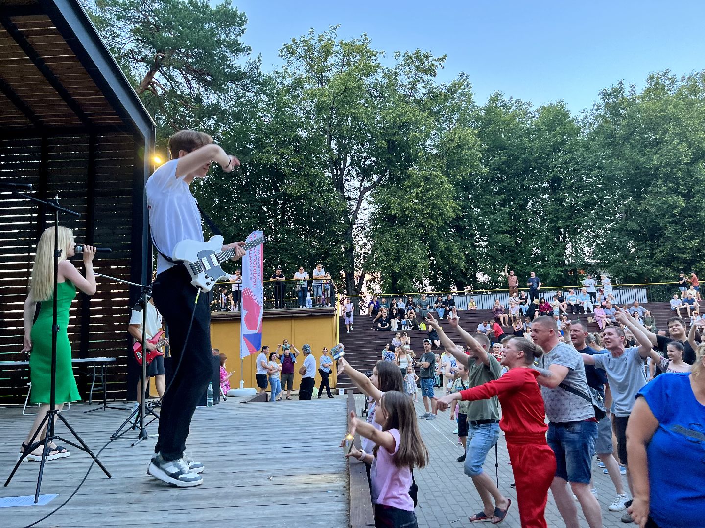 наро-фоминск, кавер группа, молодые музыканты, школьники,центральный парк наро-фоминска,
