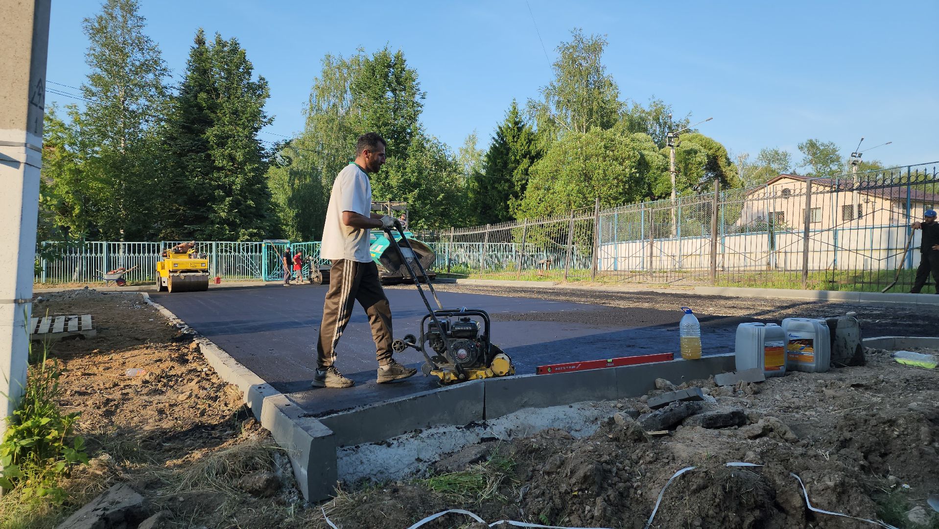 пушкино, благоустройство, замена асфальта, дворовая территория,поселок,