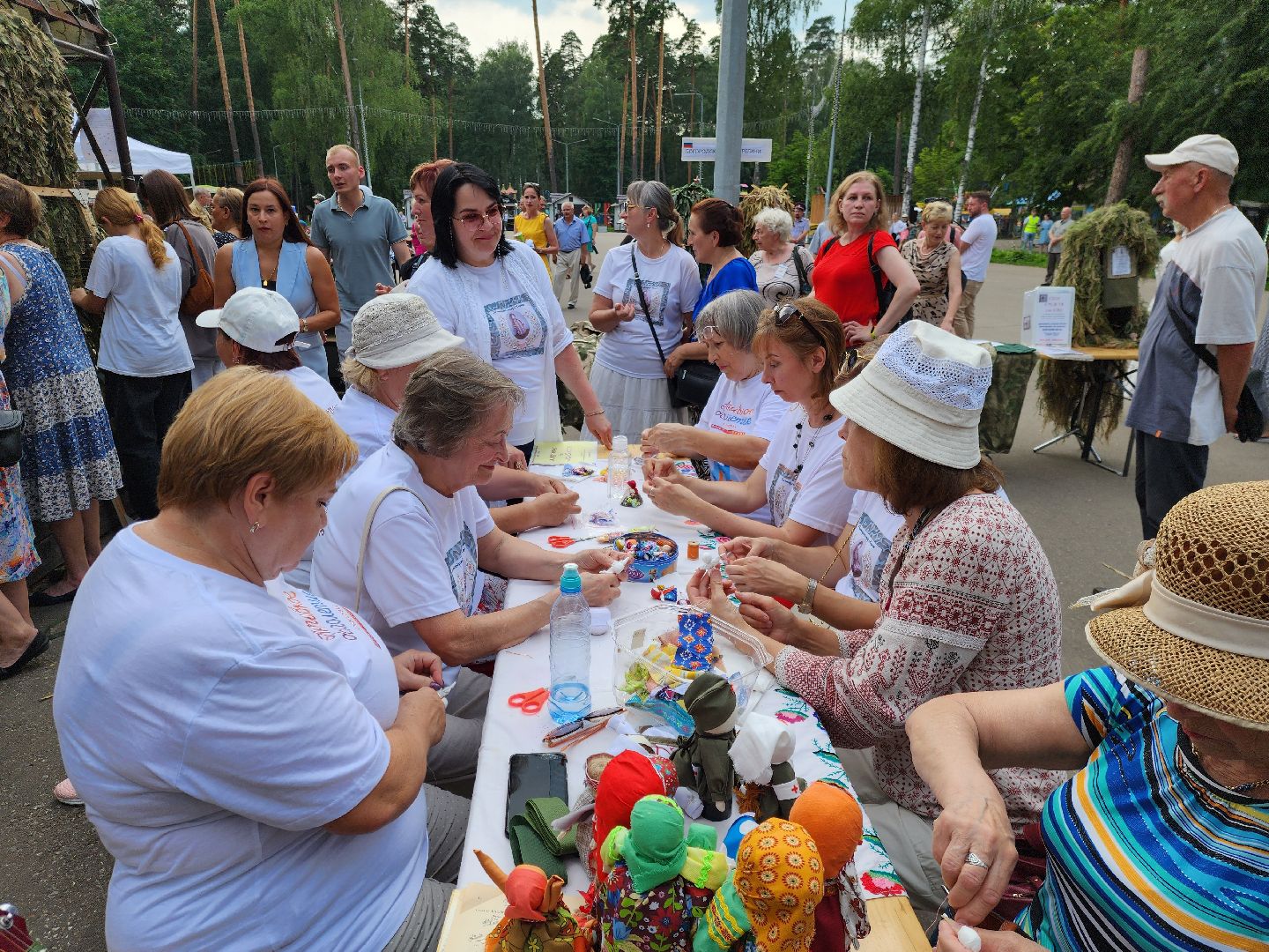 ногинск, жители, общество, волонтеры, волонтеры сво, богородские берегини, маскировочные сети, маскировочные костюмы,