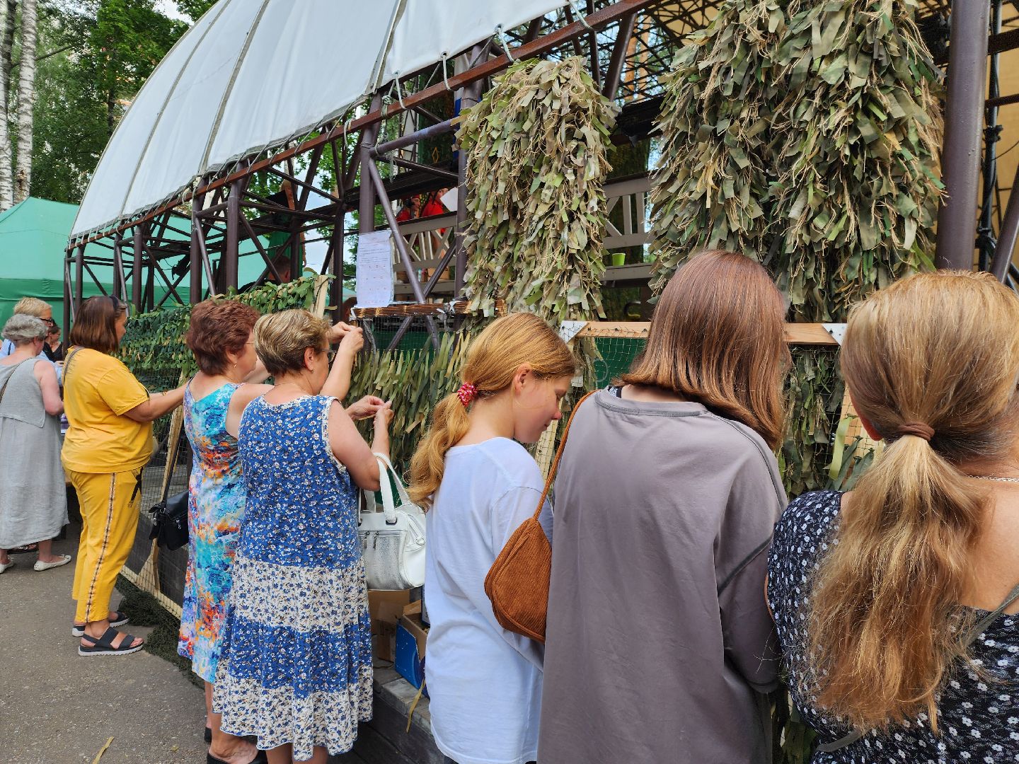 ногинск, жители, общество, волонтеры, волонтеры сво, богородские берегини, маскировочные сети, маскировочные костюмы,