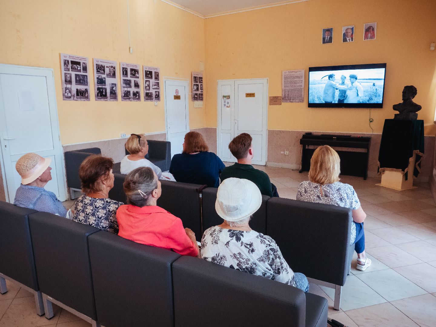 кинопоказ, истра, библиотека,