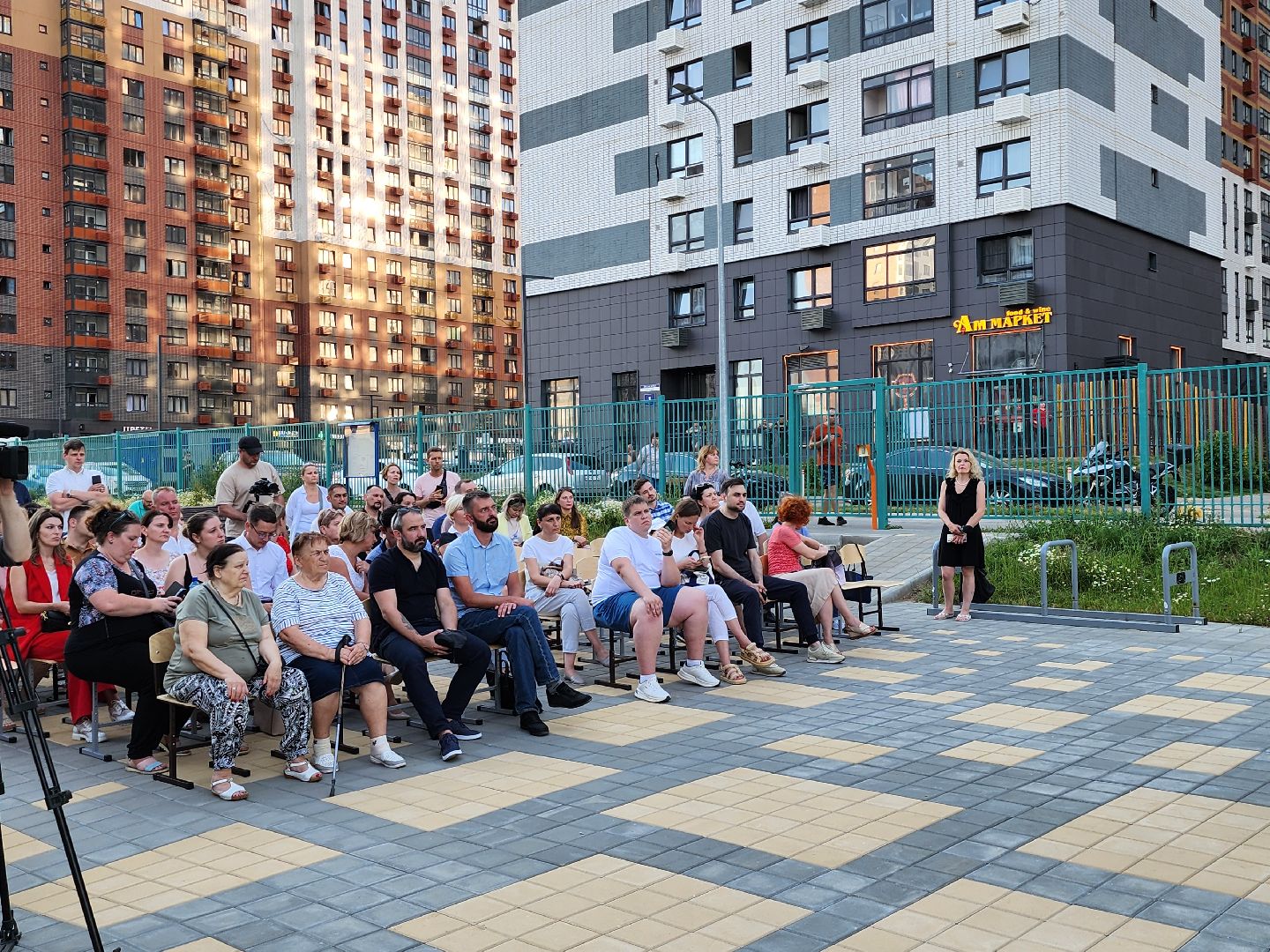 выездная администрация, ленинский городской округ, станислав каторов, жк южная битца, глава муниципалитета, встреча с жителями,