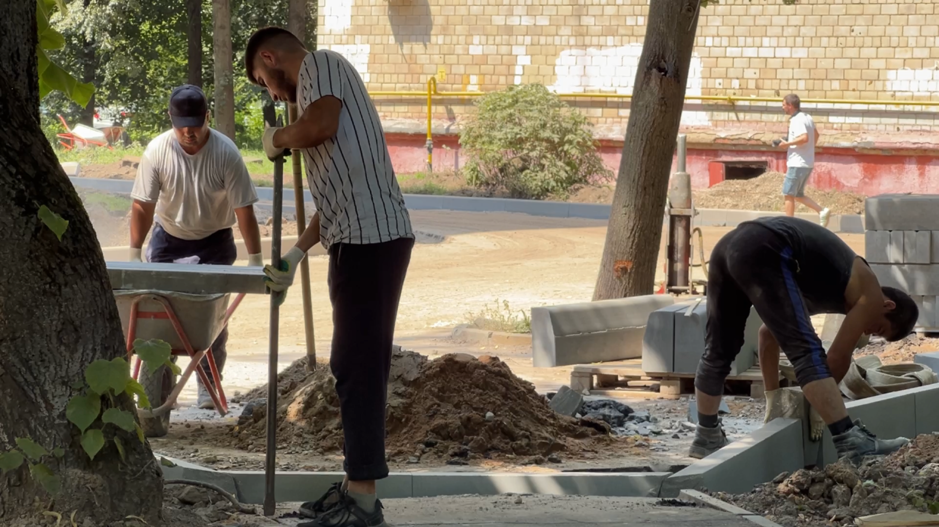 химки, благоустройство, благоустройство двора, ремонт дорог во дворах, замена асфальта,