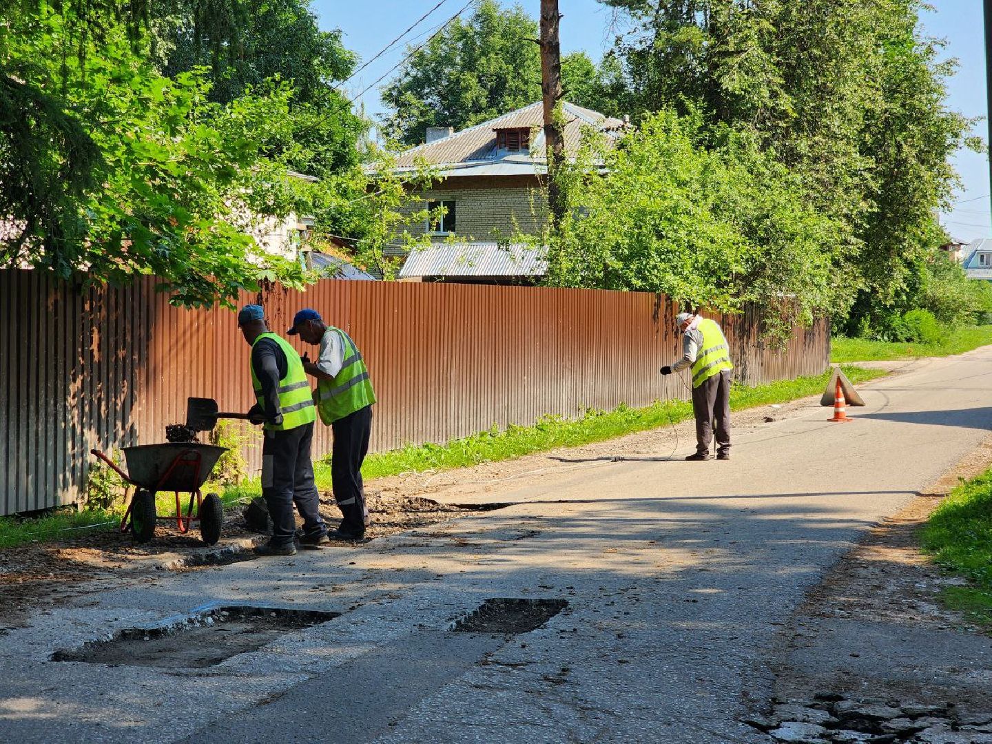 чехов, дорога, ремонт дорог, ямочный ремонт, поселок,
