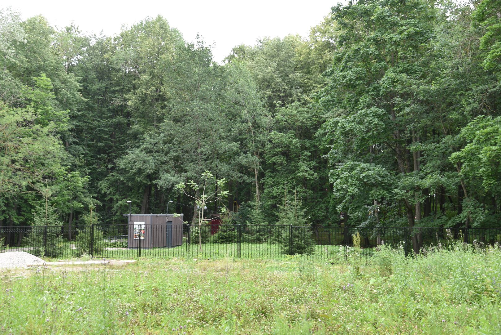 лотошино, лотошинский парк, забор, благоустройство, парки подмосковья,