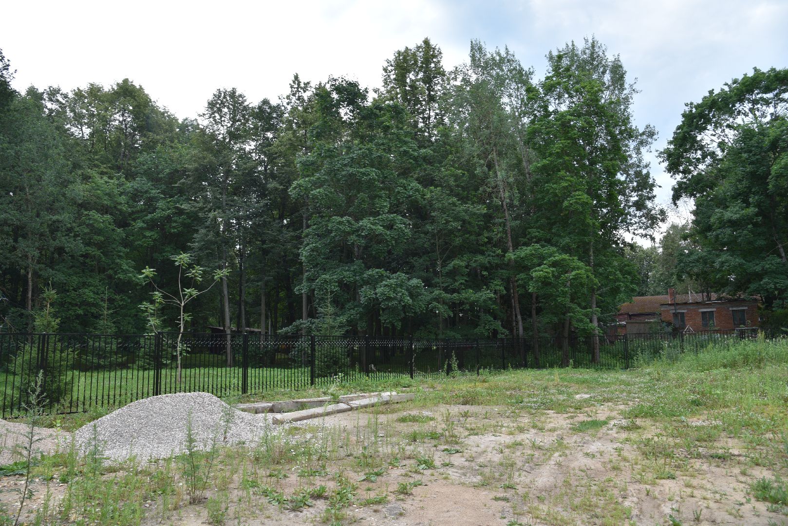 лотошино, лотошинский парк, забор, благоустройство, парки подмосковья,