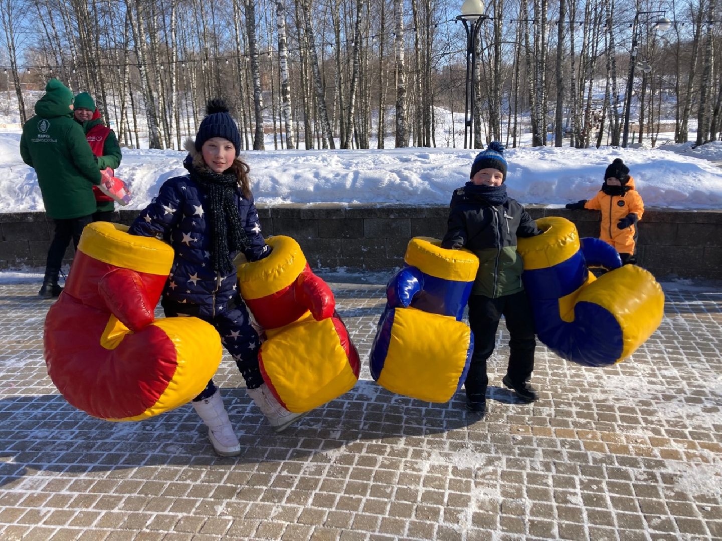 Клин, общество