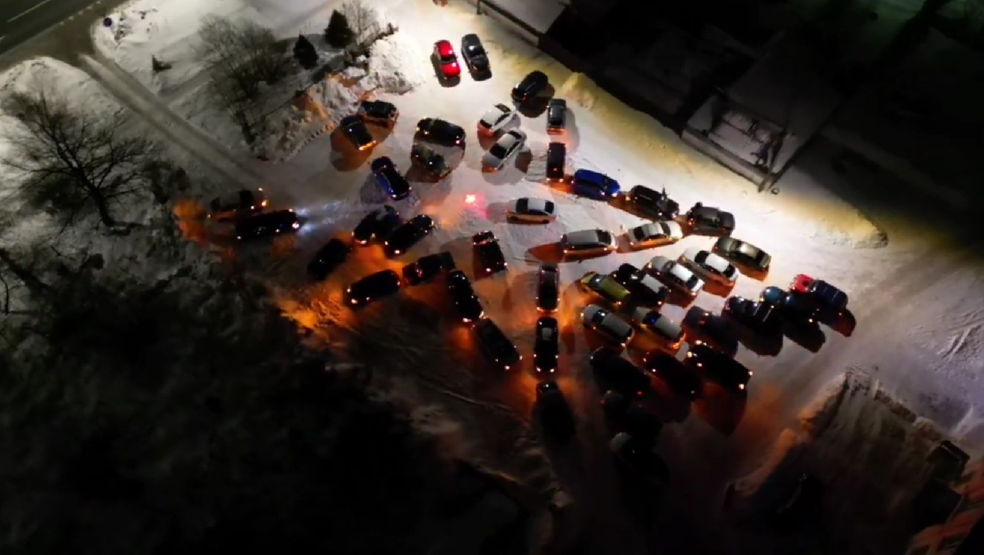 Клин, общество