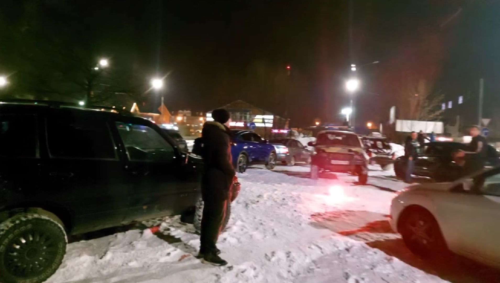 Клин, общество